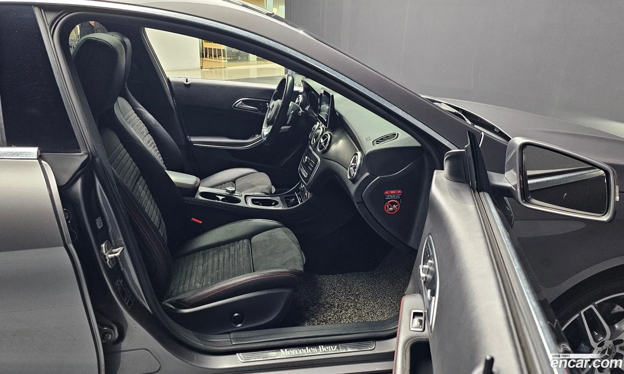 Mercedes-Benz CLA-Class C117 2017 — 2