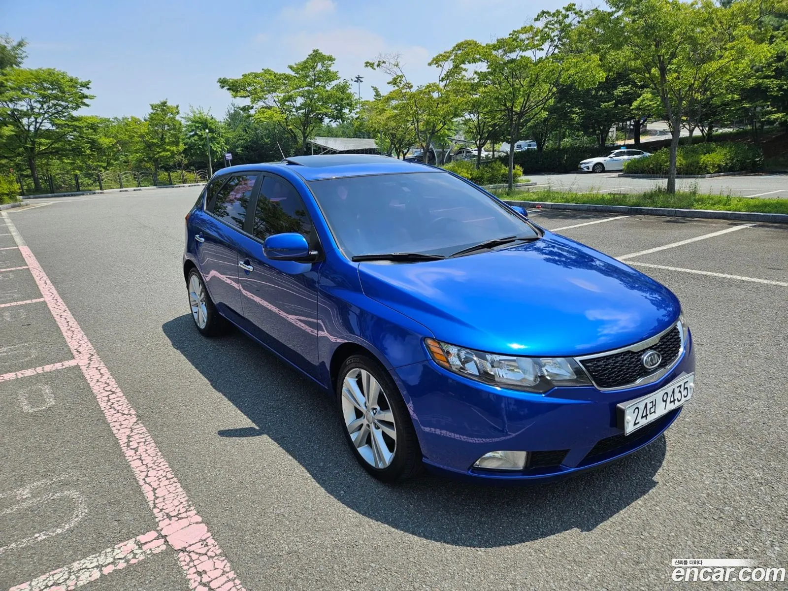 Kia Forte Hatchback 2011 — 16