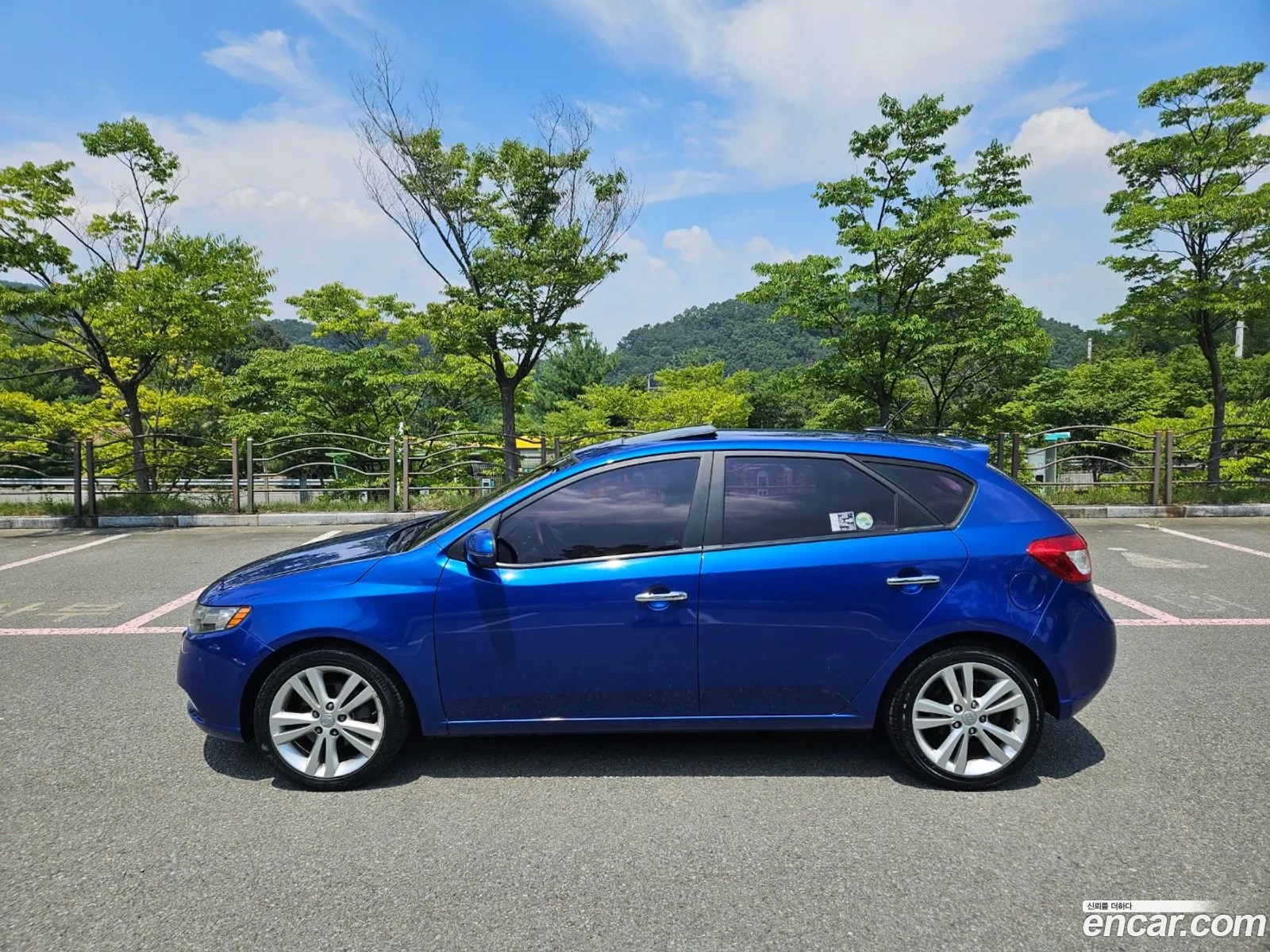 Kia Forte Hatchback 2011 — 6