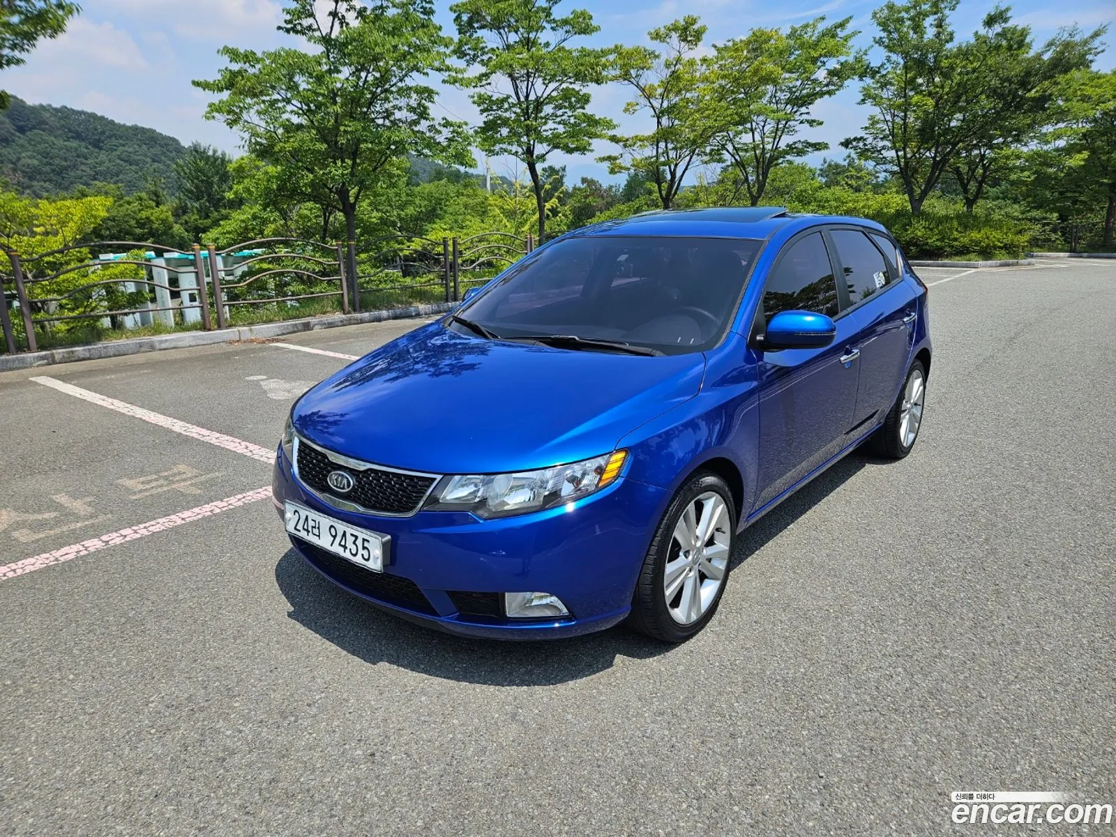 Kia Forte Hatchback 2011 — 10