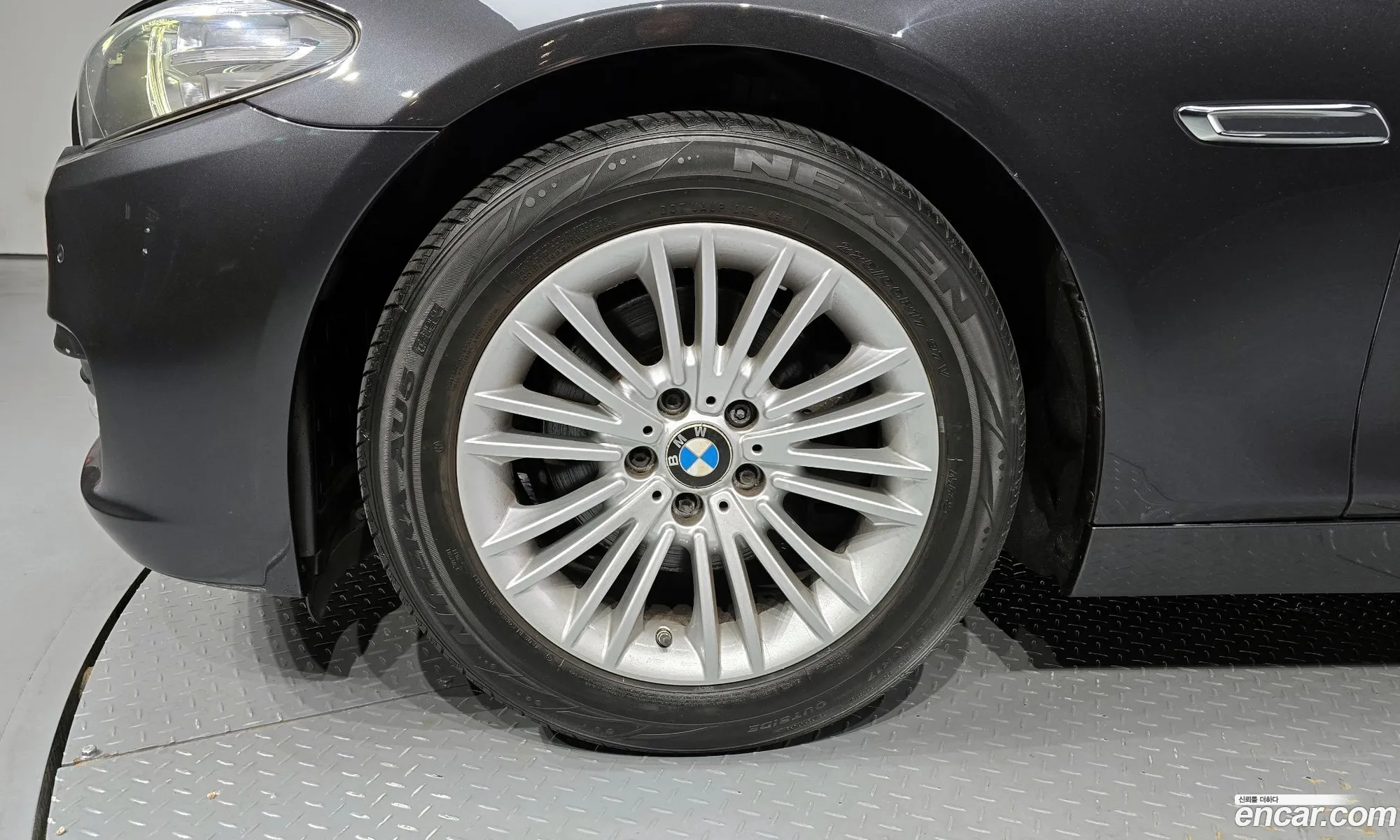 BMW 5 Series 2014 WBA5E5100FD673811 — 19