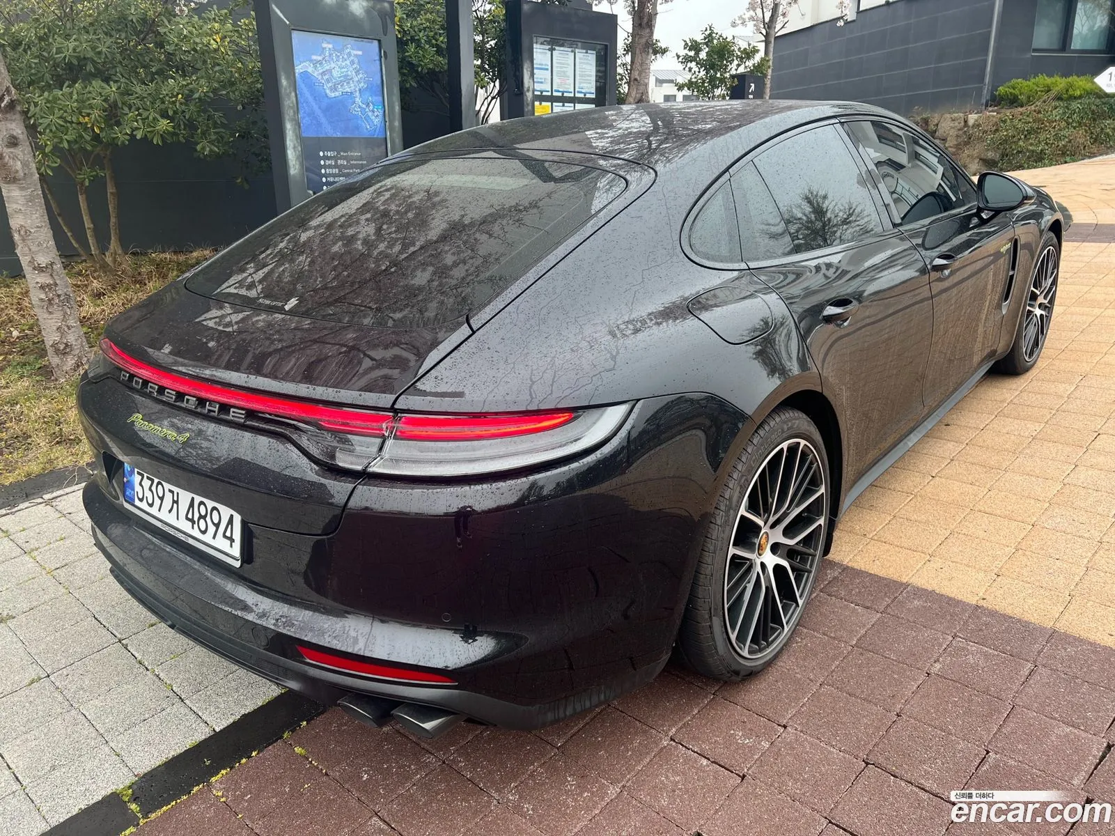 Porsche Panamera 2023 — 11