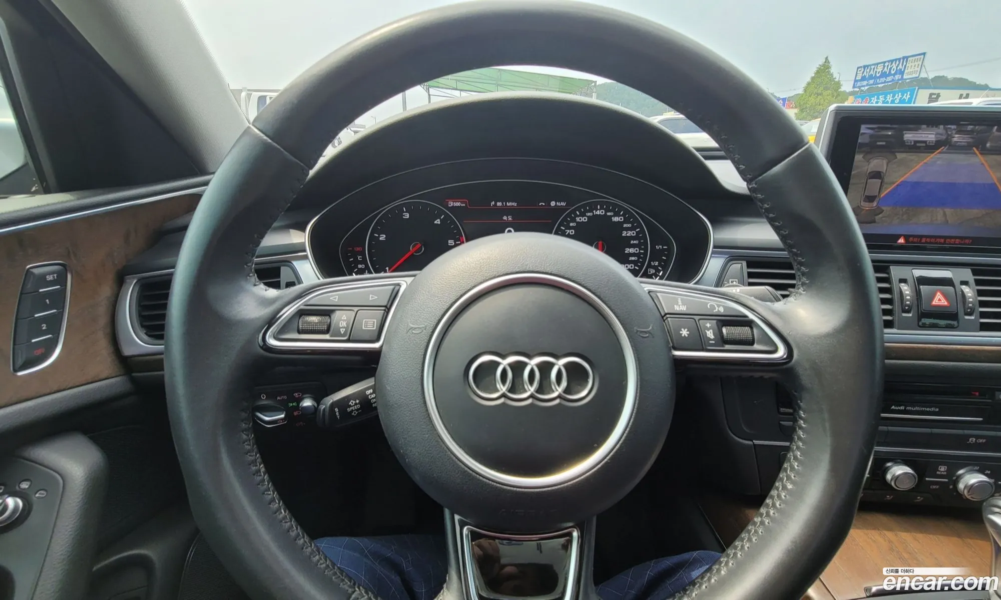 Audi A6 2015 — 18