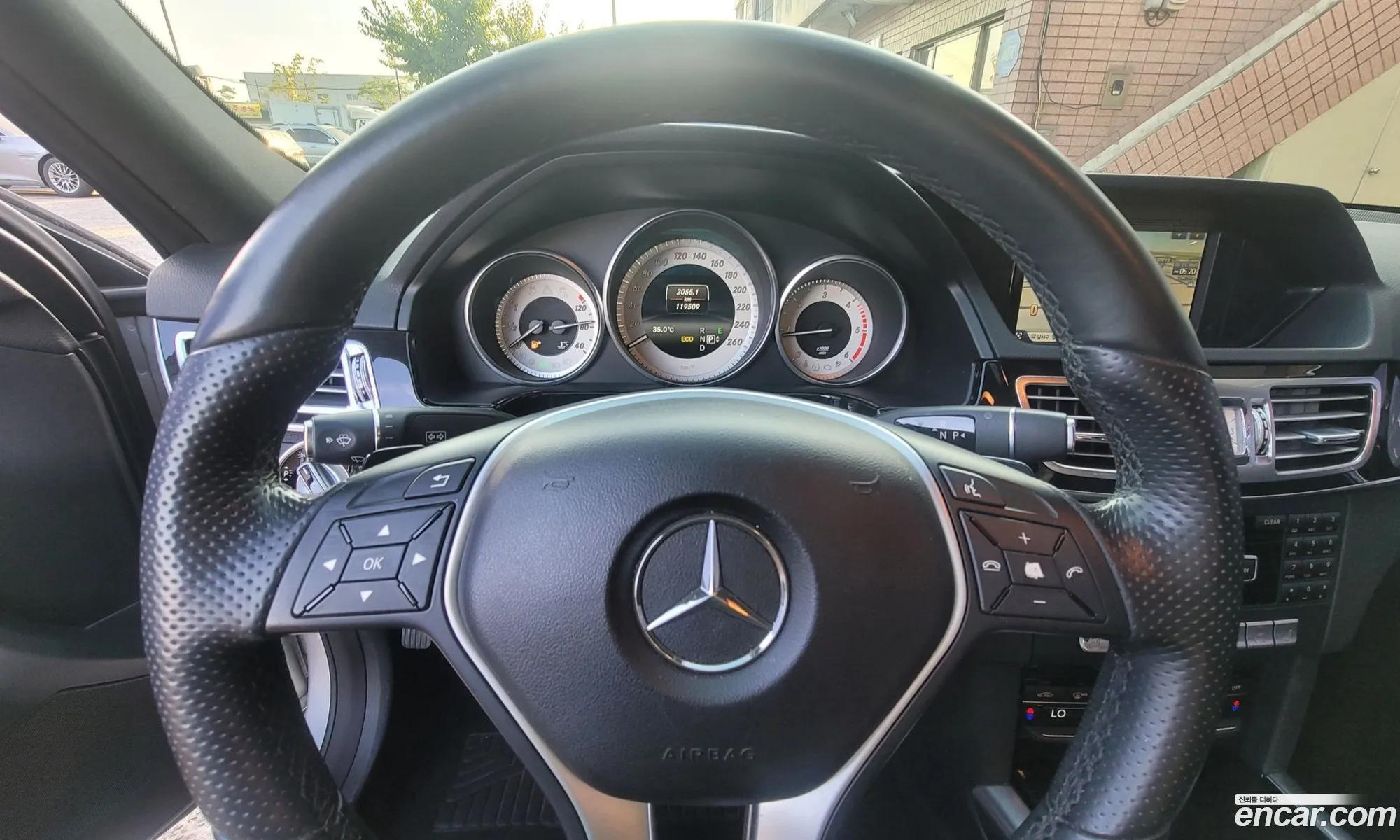 Mercedes-Benz E-Class W212 2013 — 13