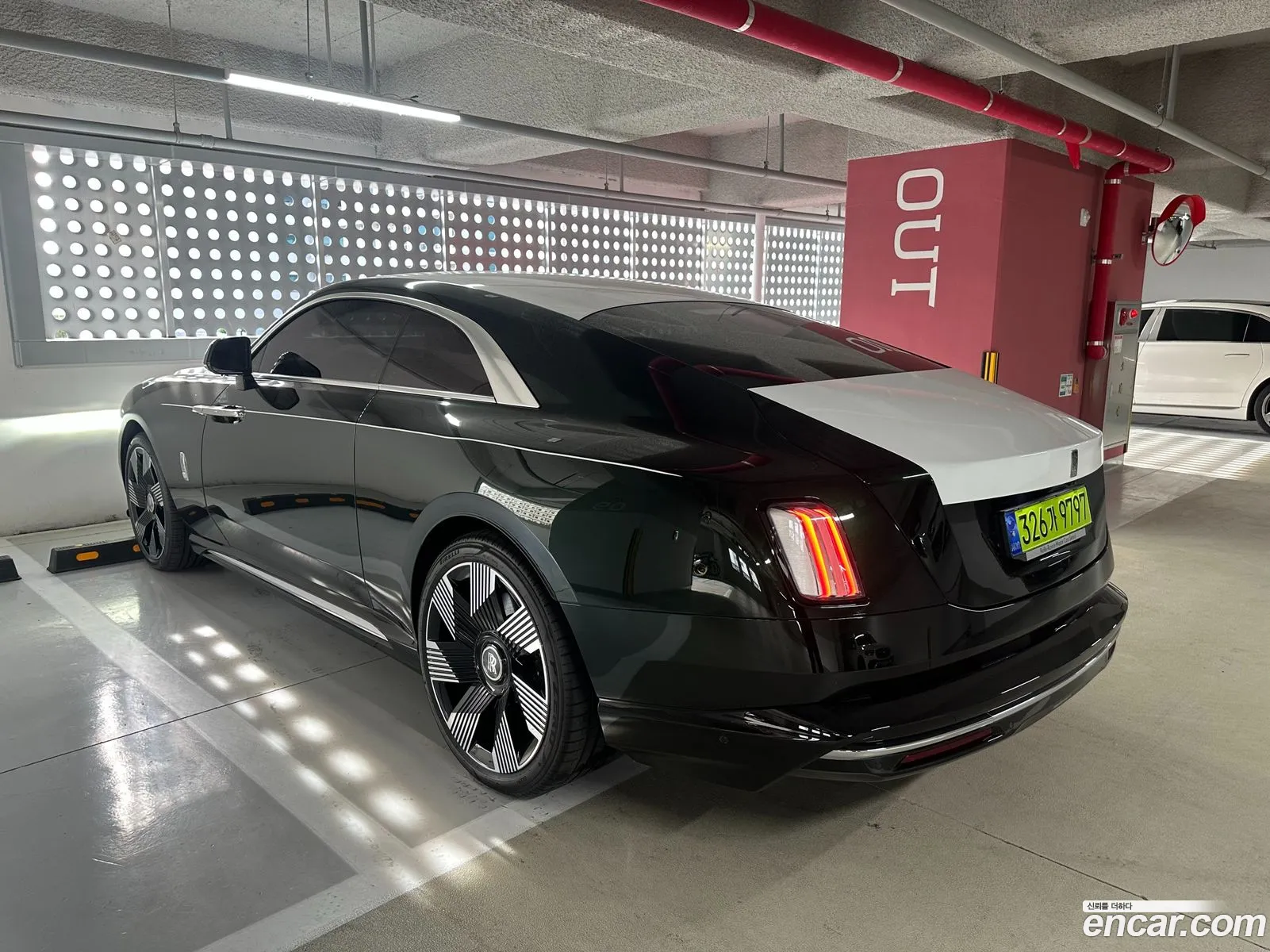 Rolls-Royce Spectre 2024 — 5