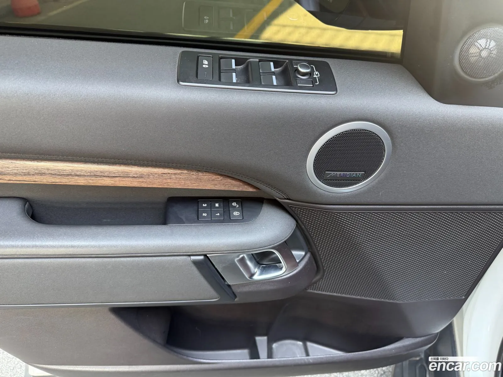 Land Rover Discovery 5 2017 — 6