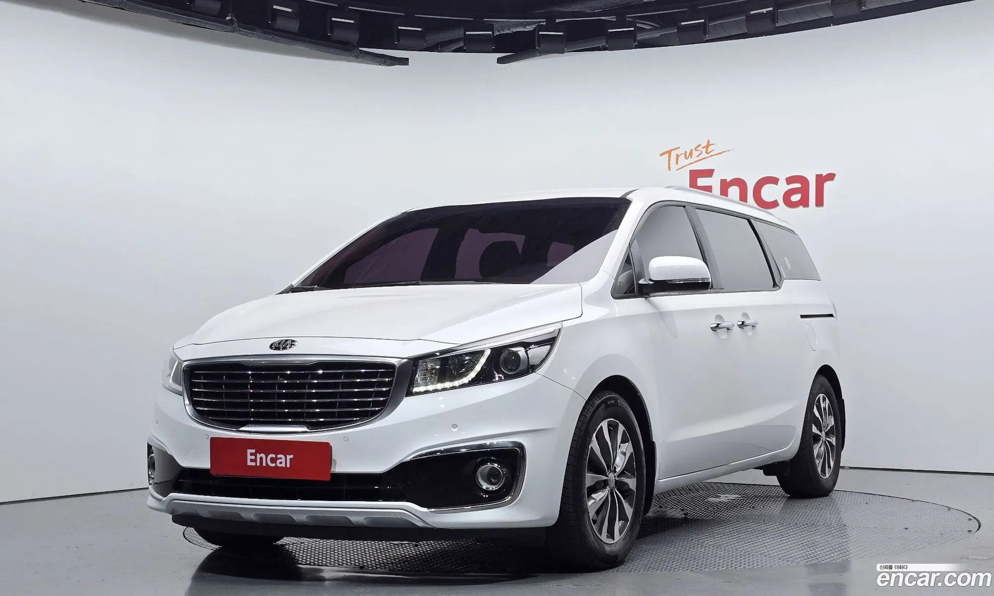 Kia Carnival 2017 — 16