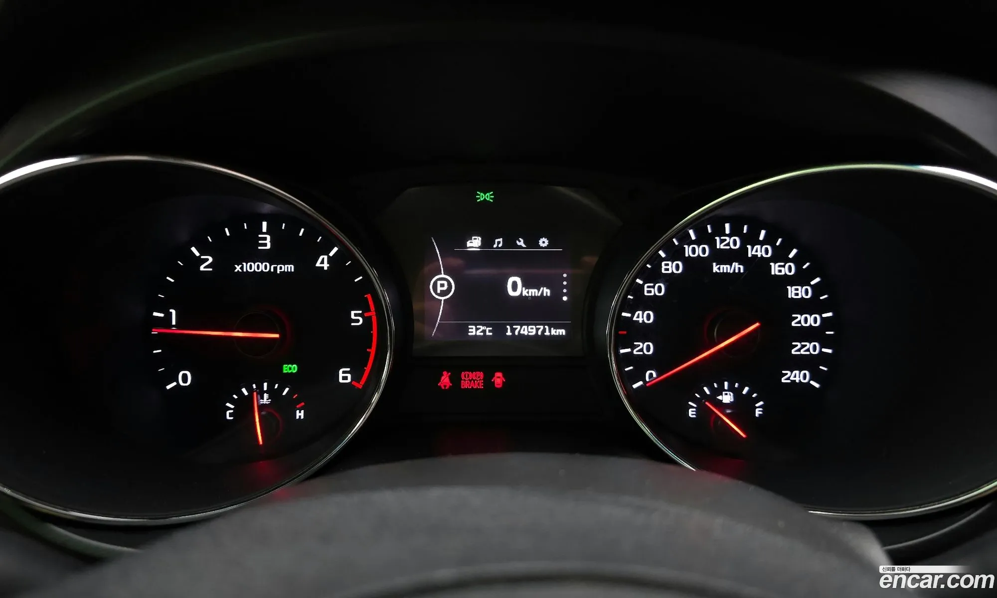 Kia Carnival 2017 — 9
