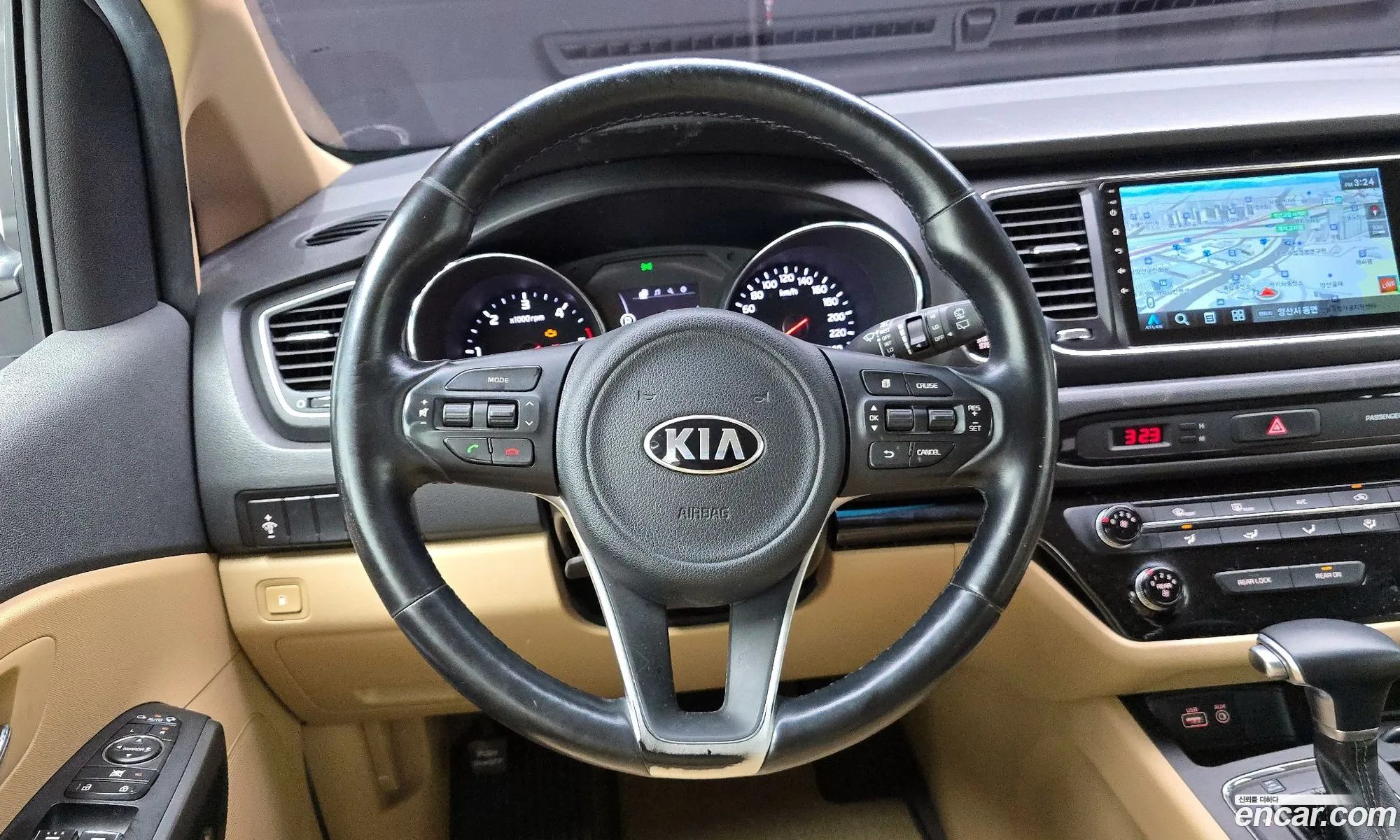 Kia Carnival 2017 — 13