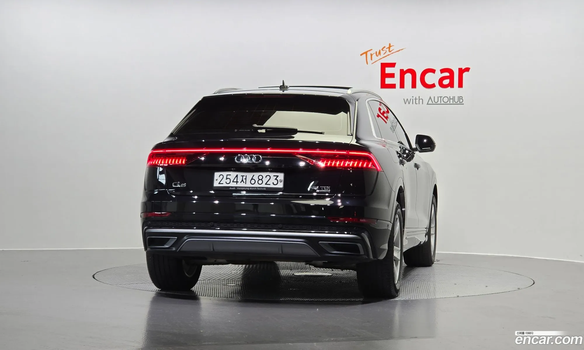 Audi Q8 2020 WAUZZZF13LD019511 — 19