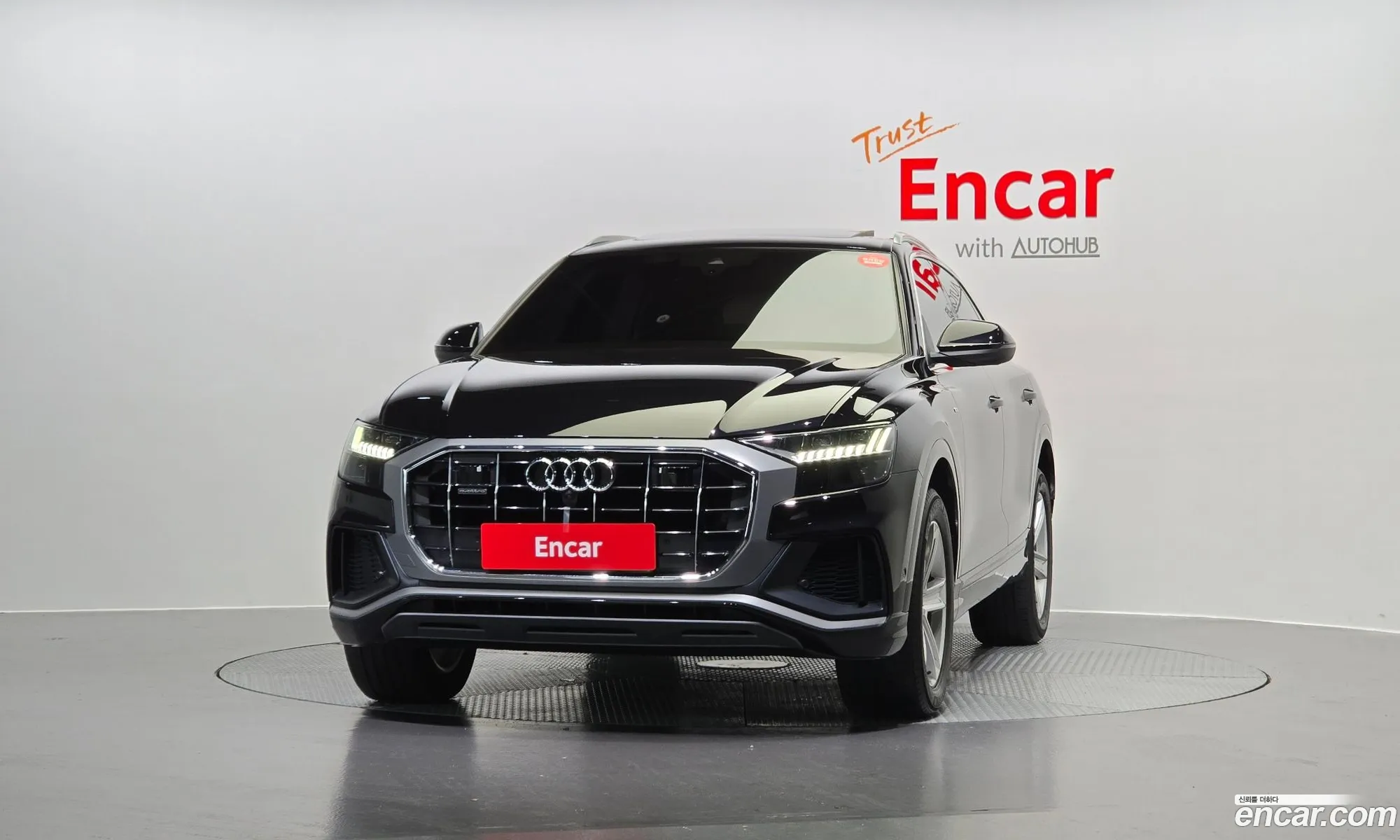 Audi Q8 2020 WAUZZZF13LD019511 — 4