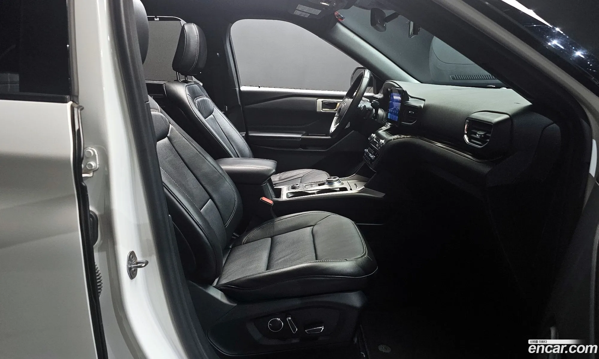 Ford Explorer 6th Gen 2020 1FMSK8FH2LGB78644 — 12