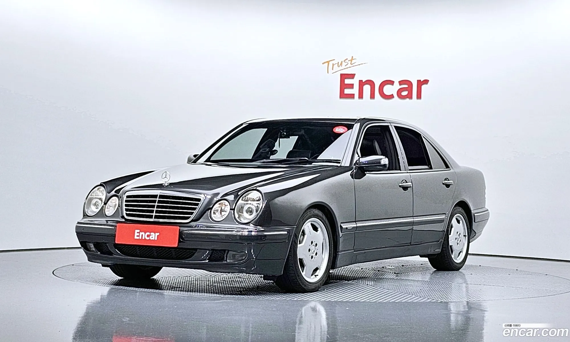 Mercedes-Benz E-Class W210 2002 WDBJF48J12B480028 — 8