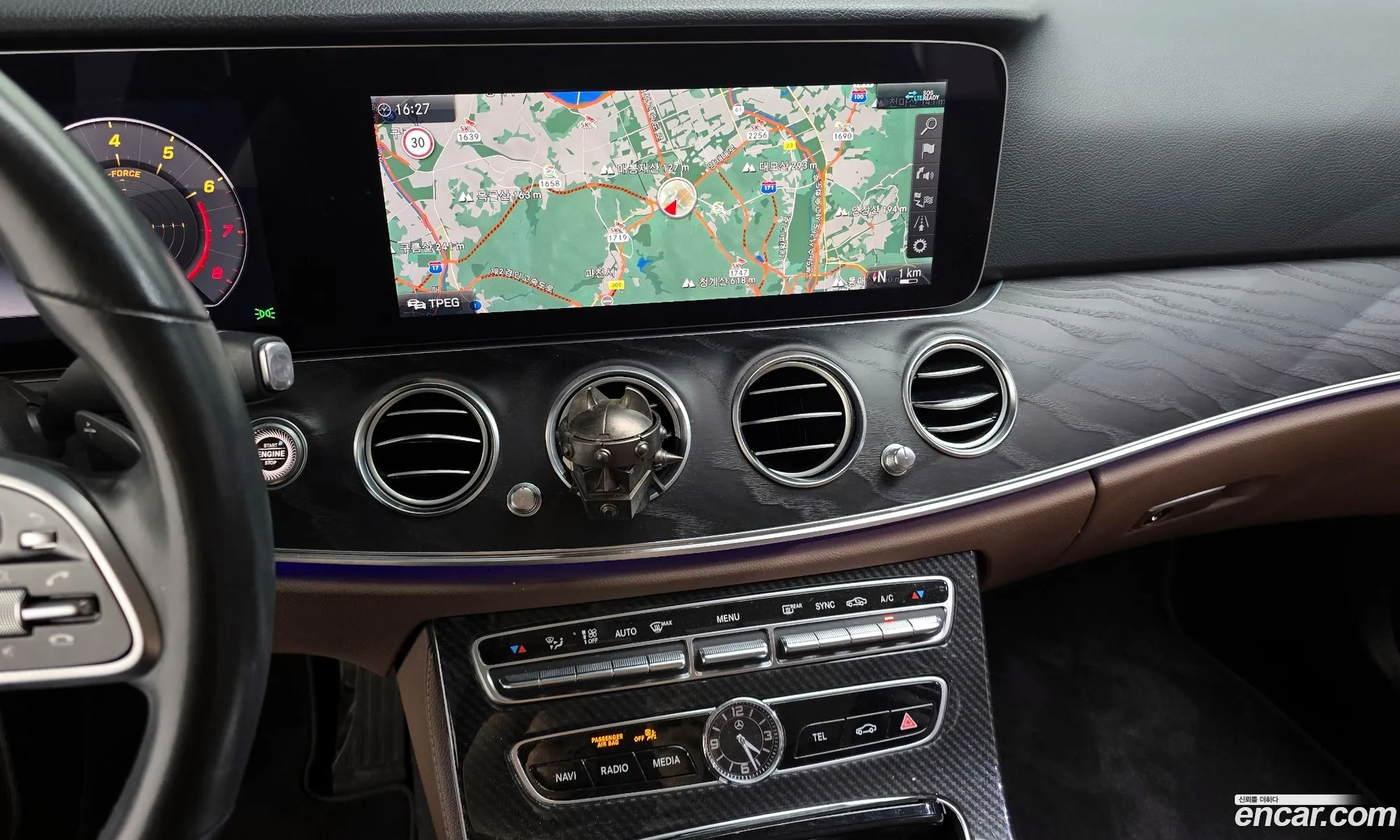 Mercedes-Benz E-Class W213 2020 — 18
