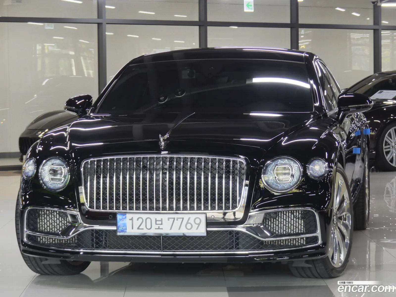 Bentley Flying Spur 2020 — 16