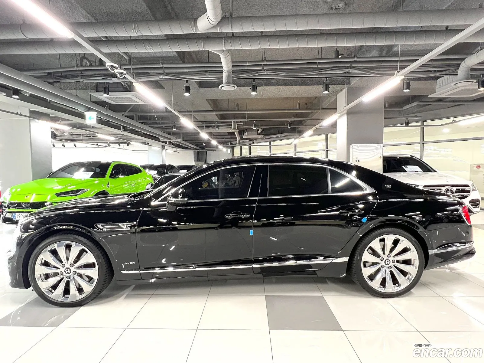 Bentley Flying Spur 2020 — 19