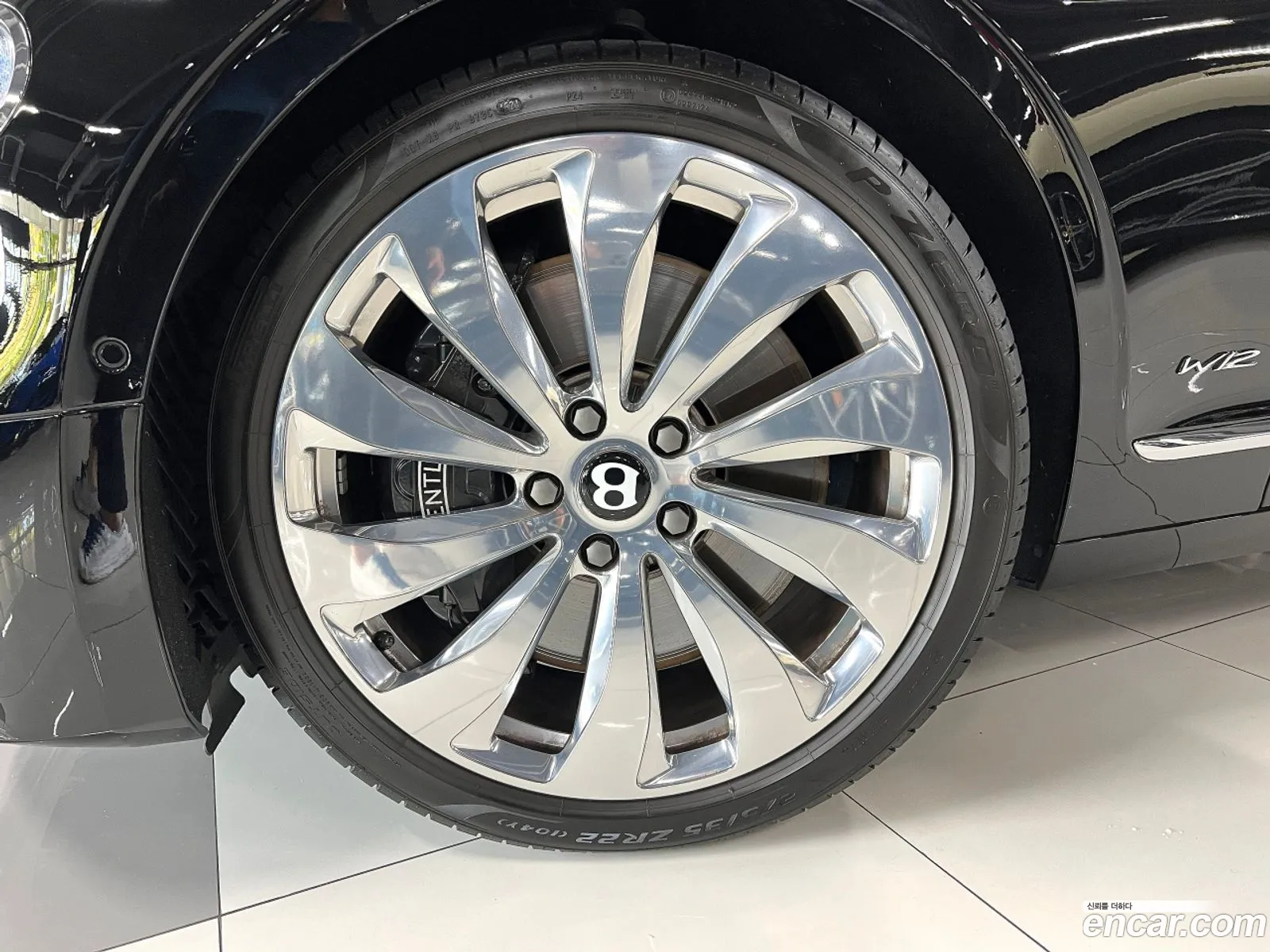 Bentley Flying Spur 2020 — 11