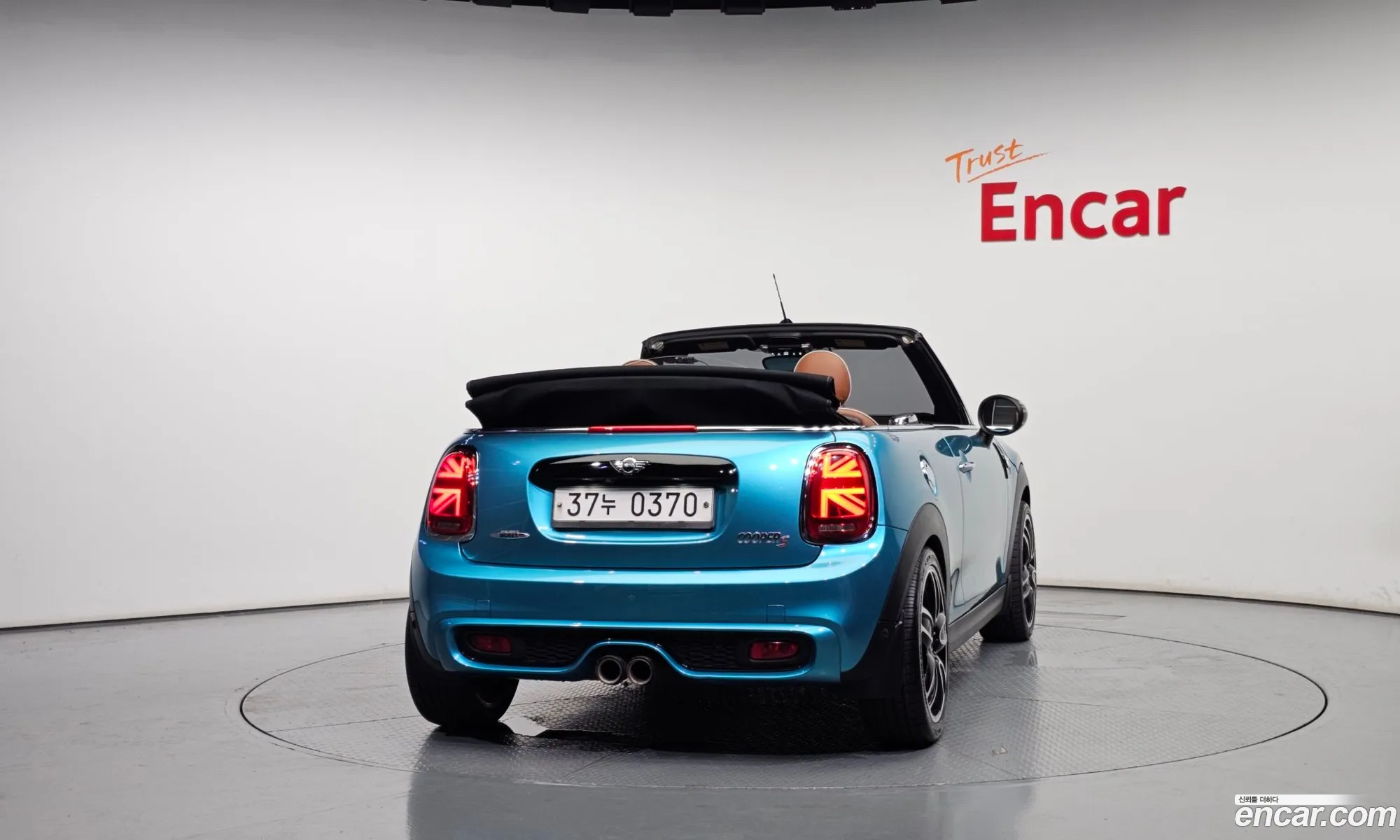 Mini Cooper S Convertible 2016 WMWWG9104G3A89072 — 4