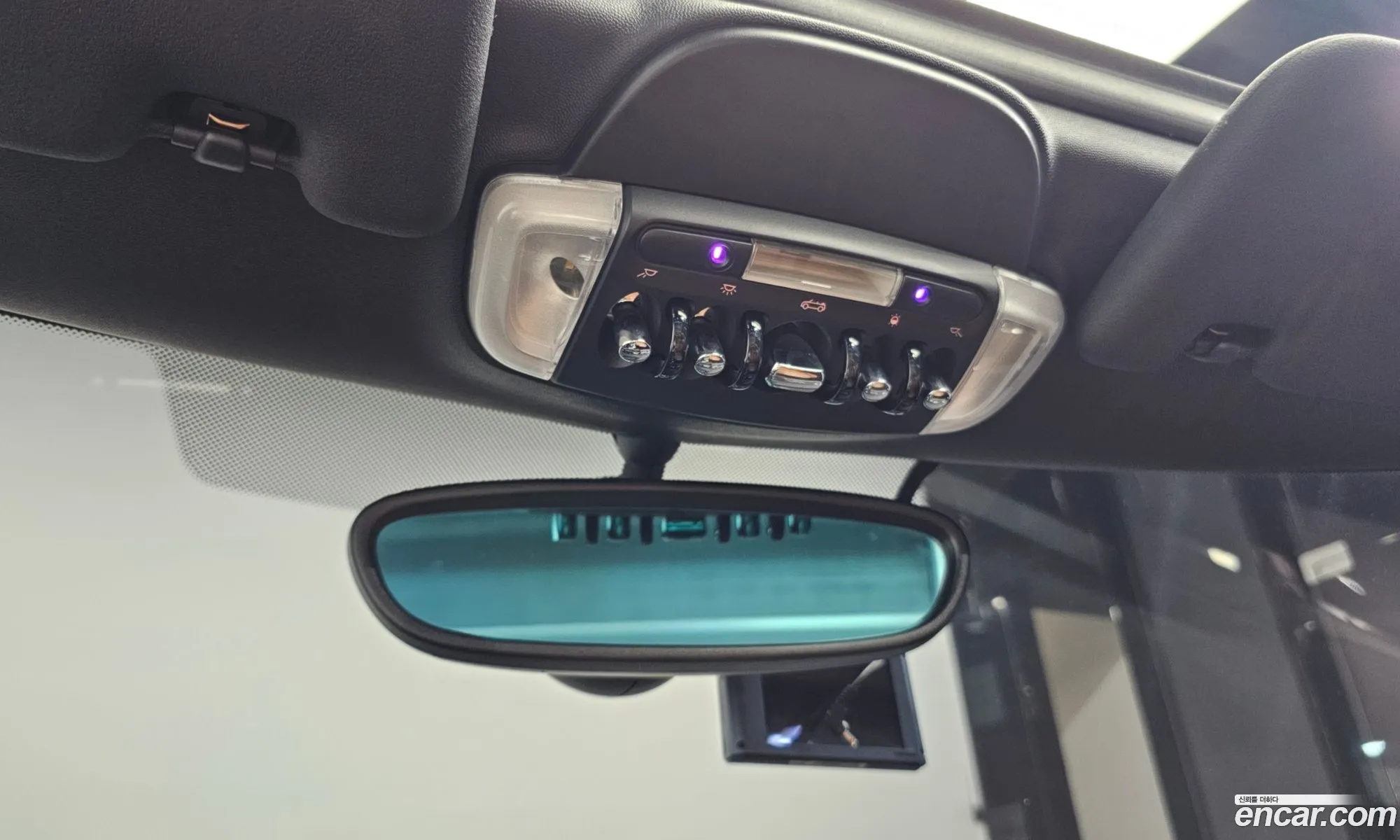 Mini Cooper S Convertible 2016 WMWWG9104G3A89072 — 17