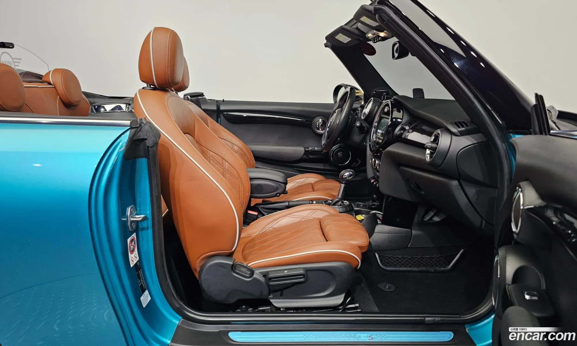 Mini Cooper S Convertible 2016 WMWWG9104G3A89072 — 19