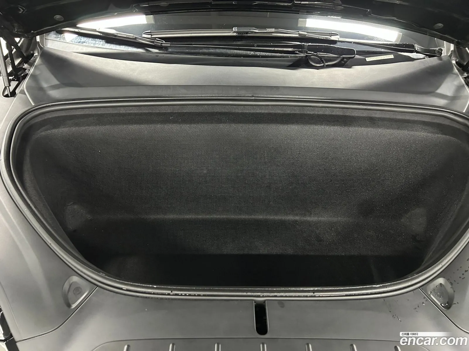 Tesla Model X 2020 — 15