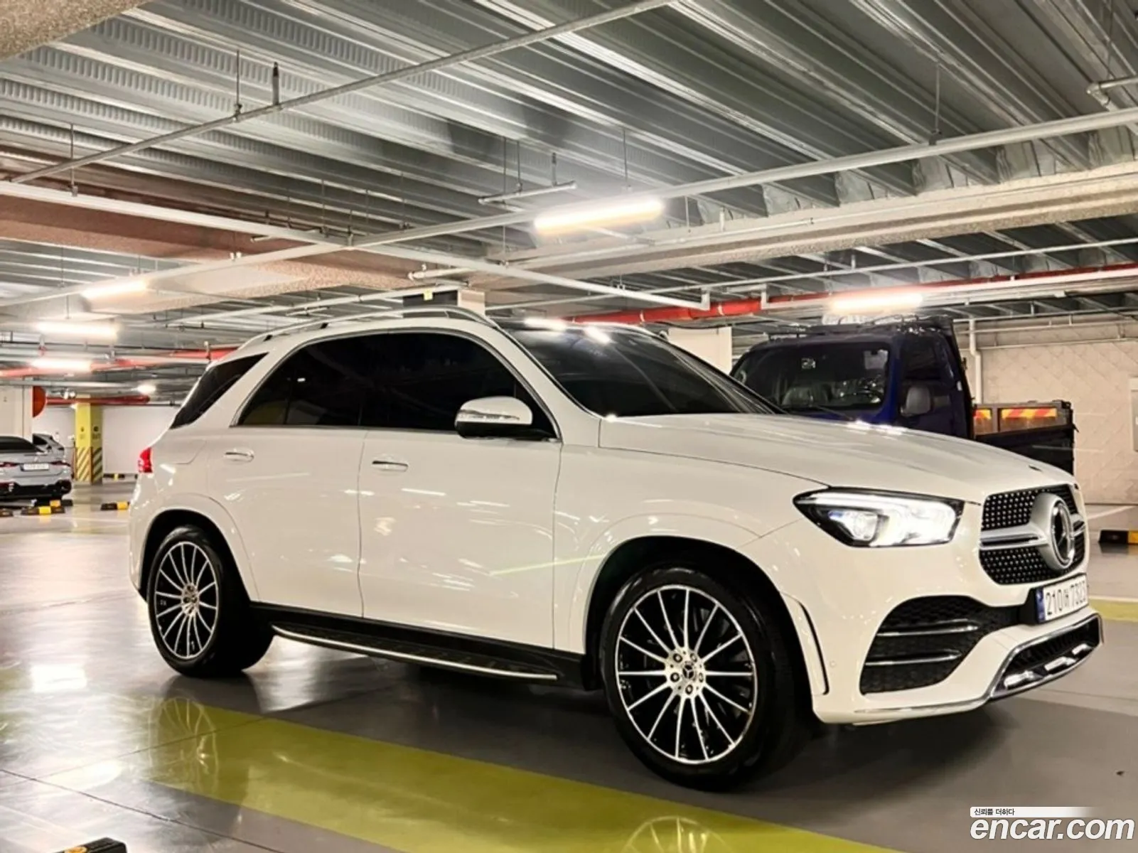 Mercedes-Benz GLE-Class W167 2023 — 15