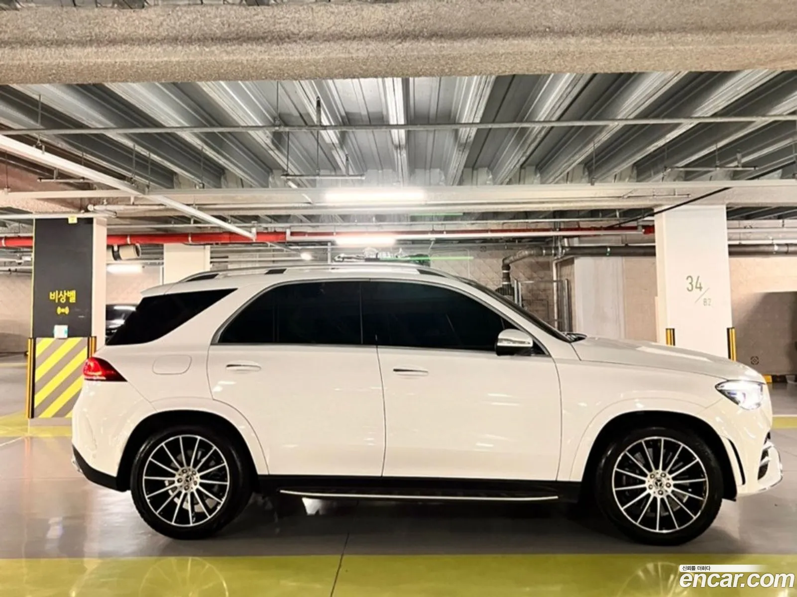 Mercedes-Benz GLE-Class W167 2023 — 10