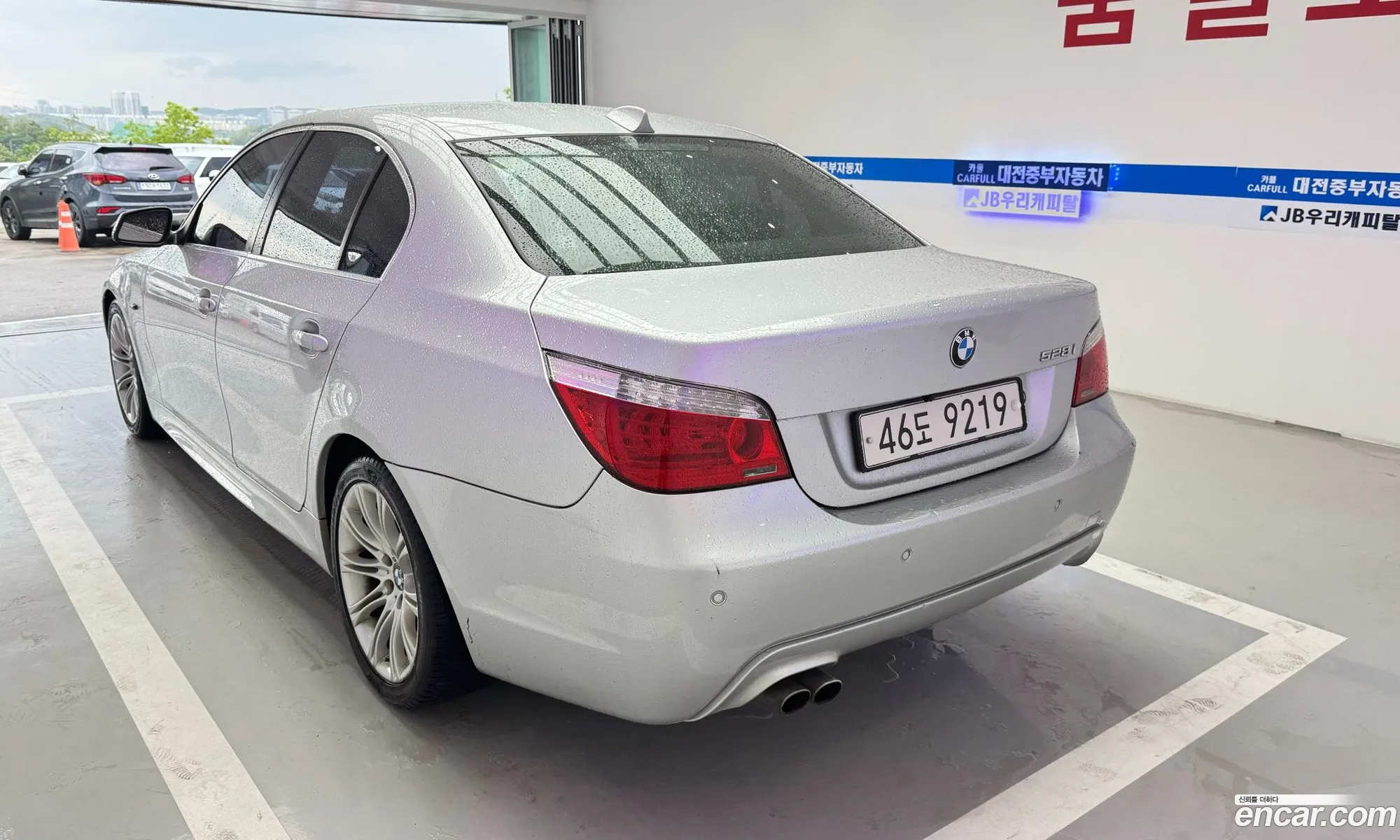 BMW 5 Series 2010 — 13