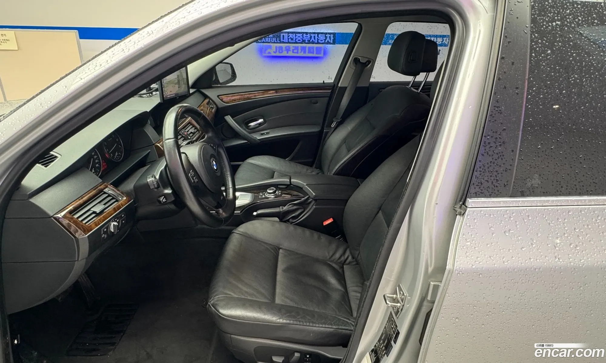 BMW 5 Series 2010 — 9