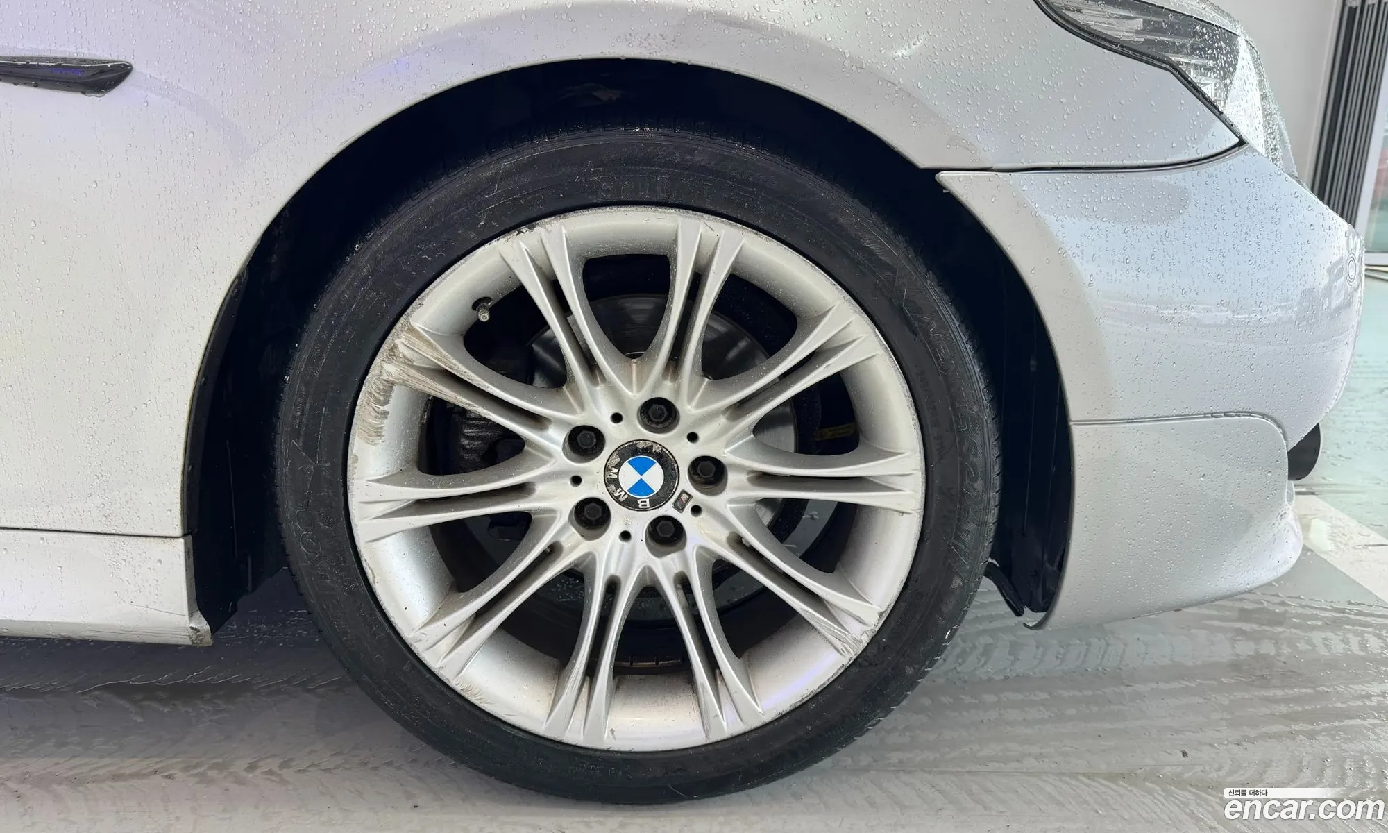BMW 5 Series 2010 — 7