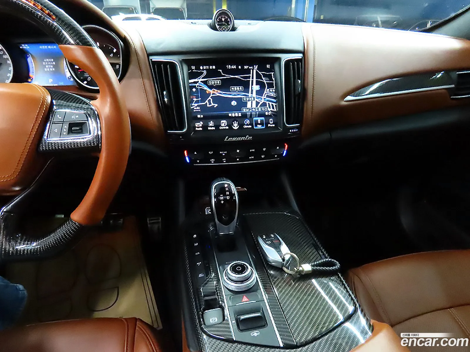 Maserati Levante 2017 — 9