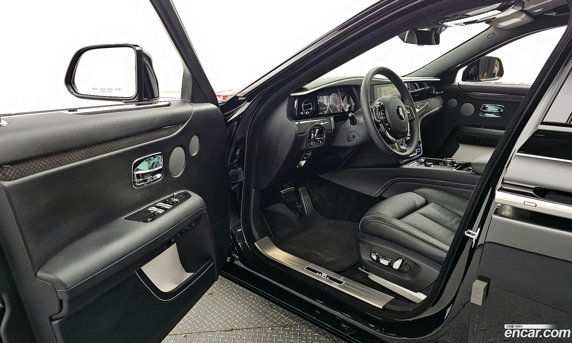 Rolls-Royce Ghost 2023 SCATD6106PU217338 — 14