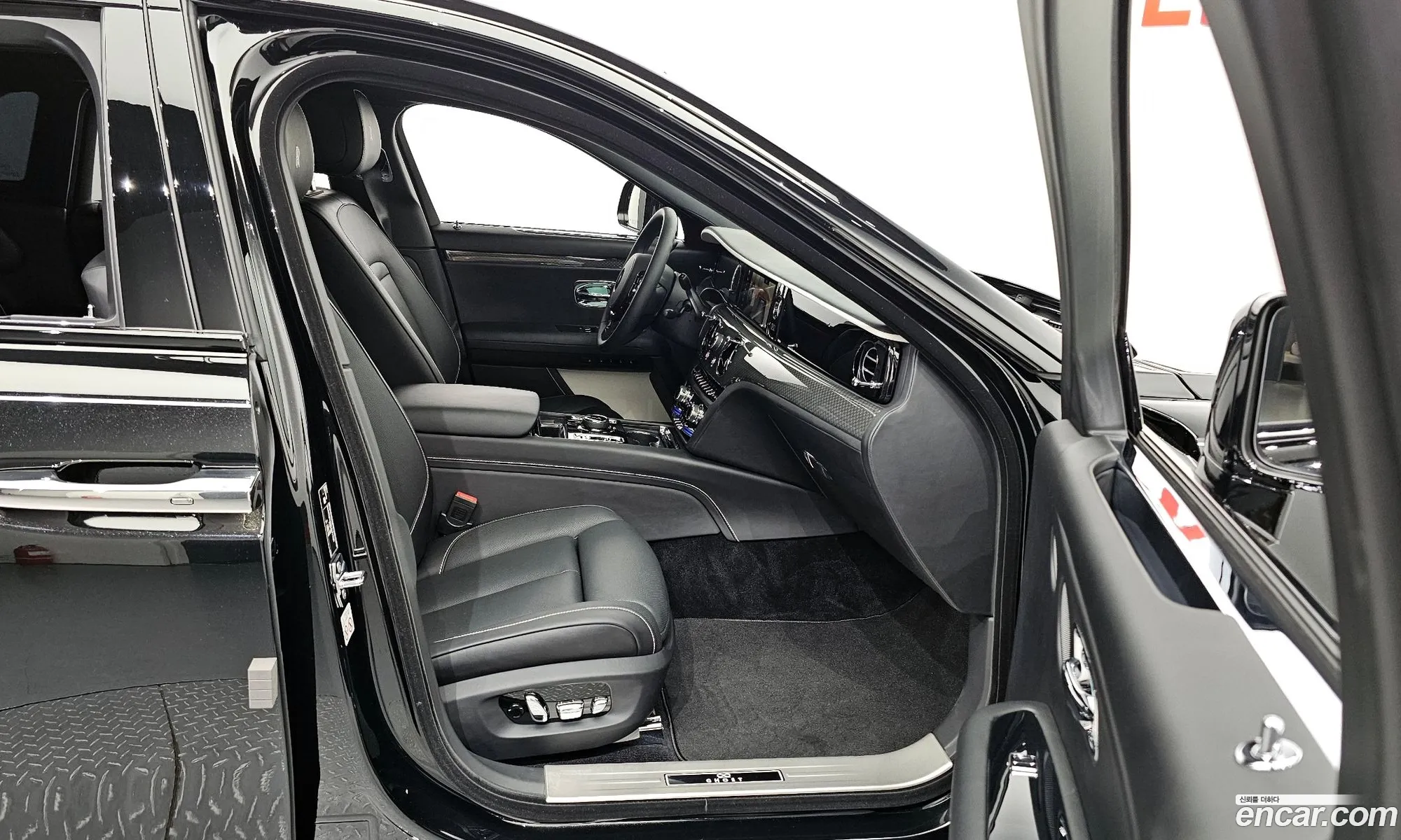 Rolls-Royce Ghost 2023 SCATD6106PU217338 — 19
