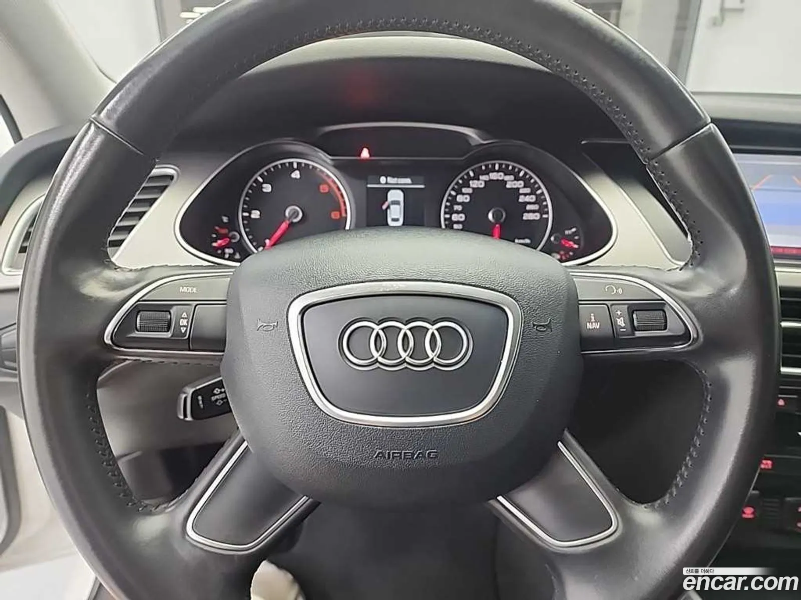 Audi A4 2014 — 3