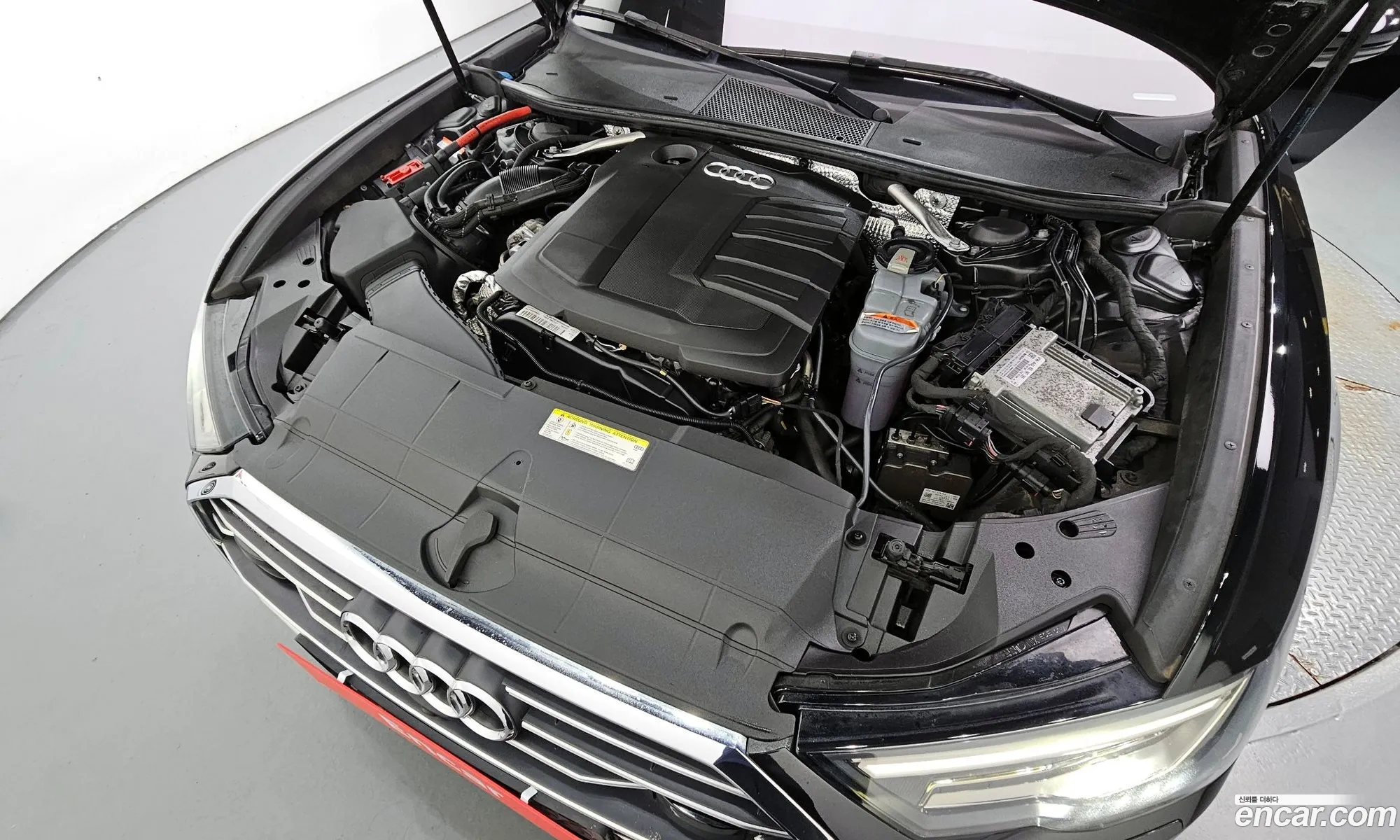 Audi A6 2021 WAUZZZF26MN009981 — 9