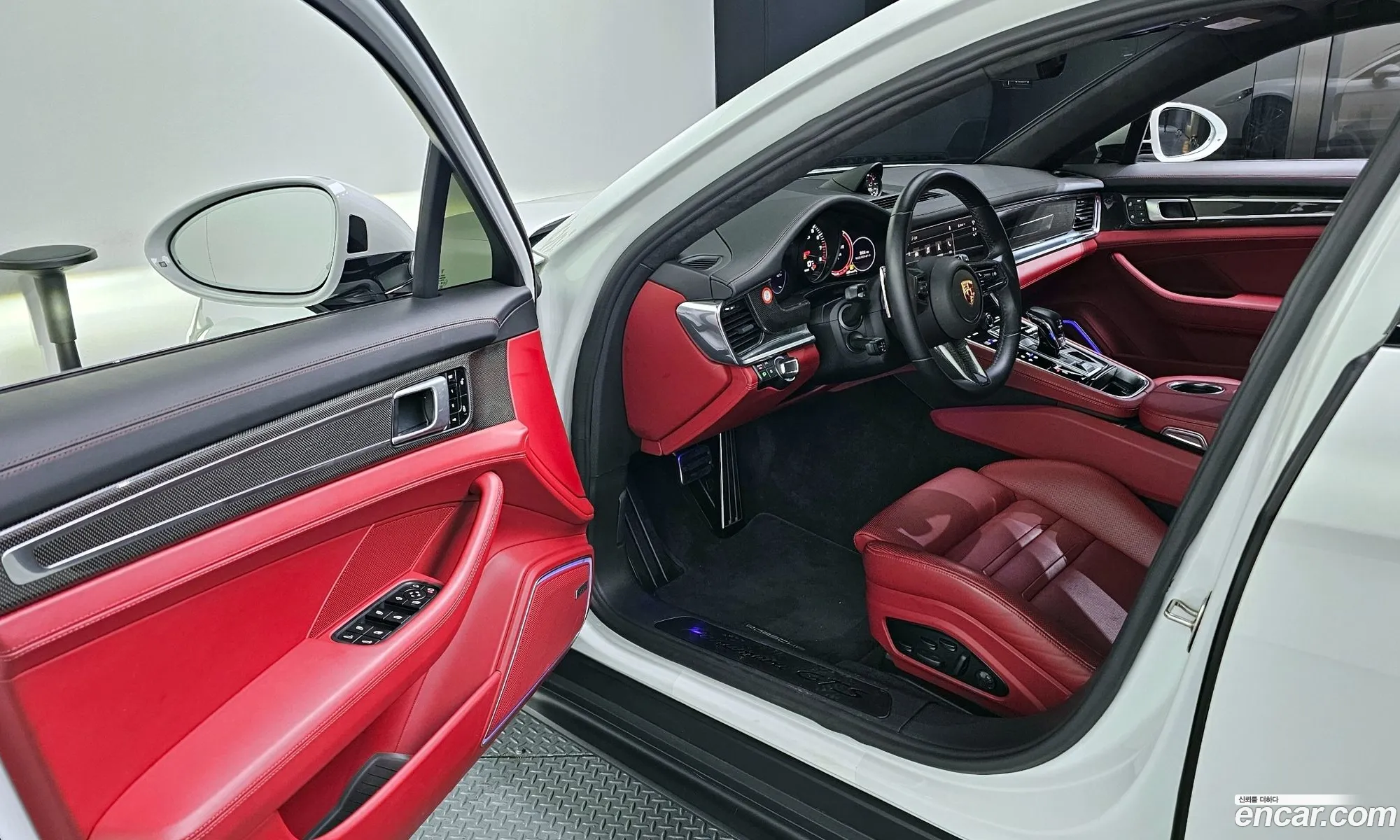 Porsche Panamera 2022 WP0AG297+11111111 — 10
