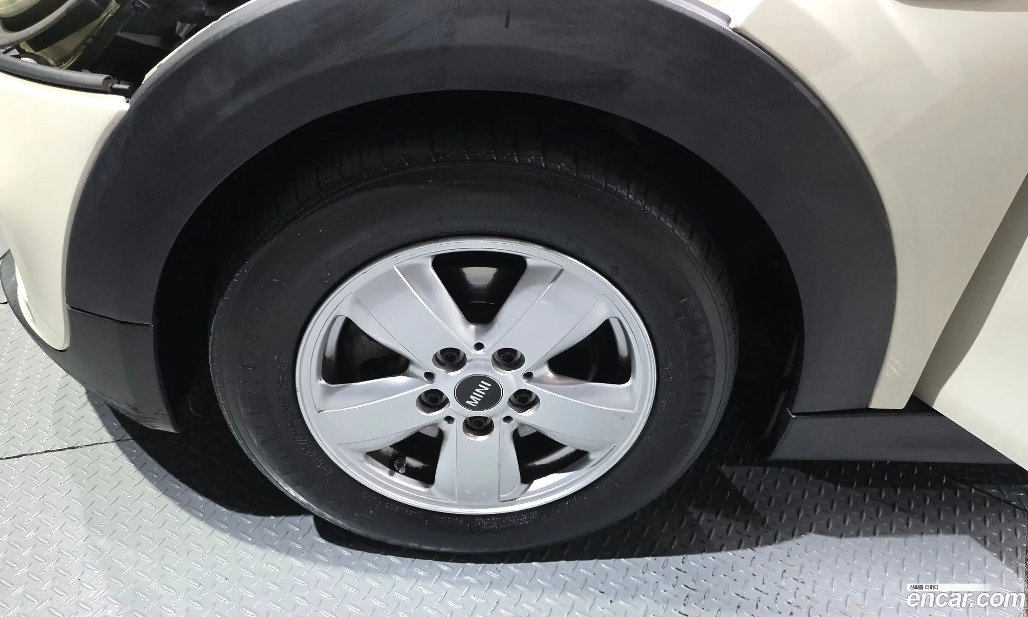 Mini Cooper D 2015 — 16