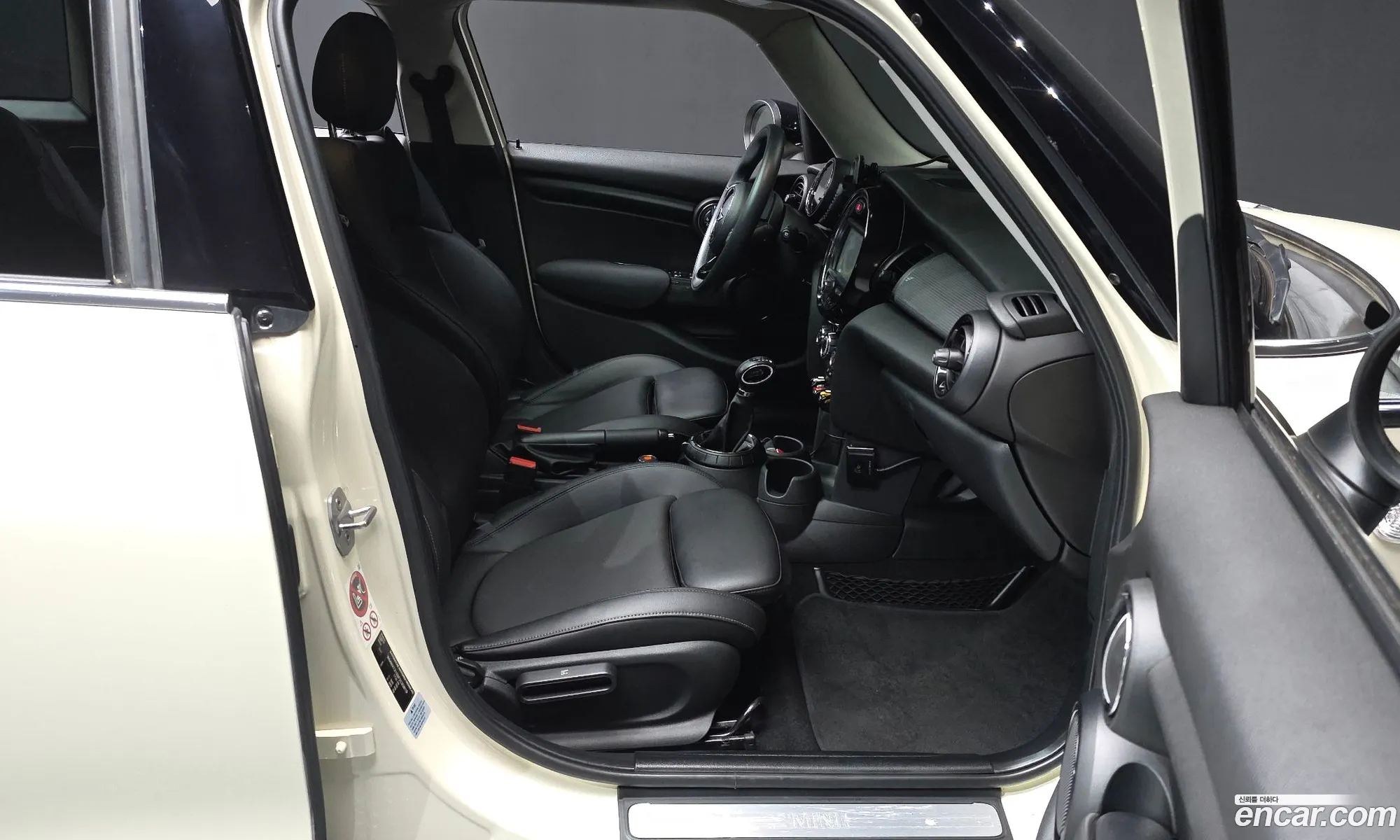Mini Cooper D 2015 — 8