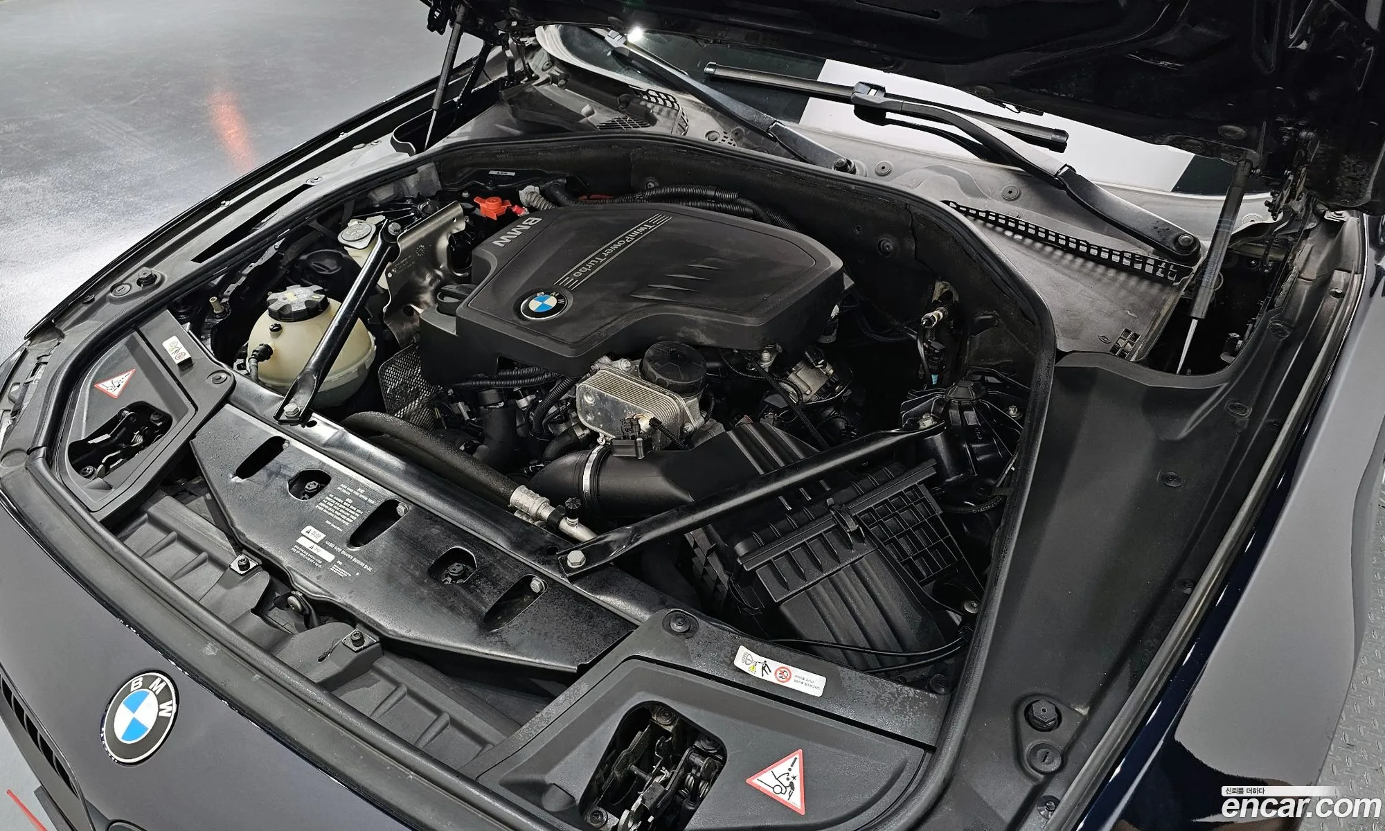 BMW 5 Series 2016 WBA5A5105GG179729 — 2