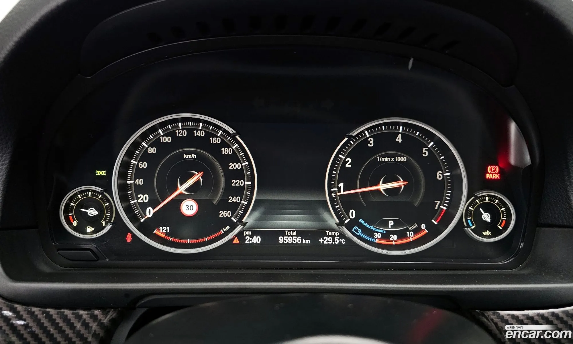BMW 5 Series 2016 WBA5A5105GG179729 — 16