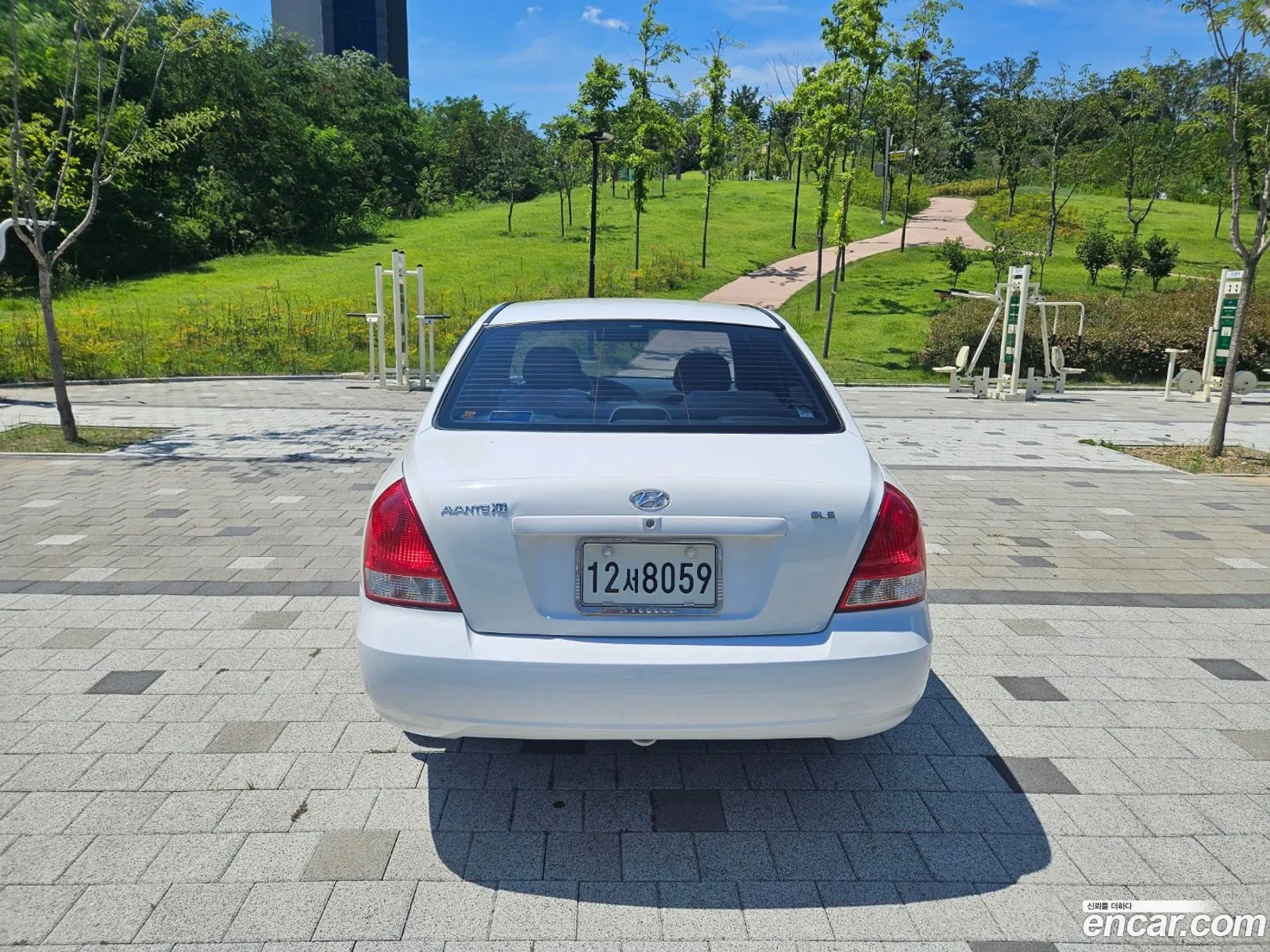 Hyundai Elantra XD 2002 — 15
