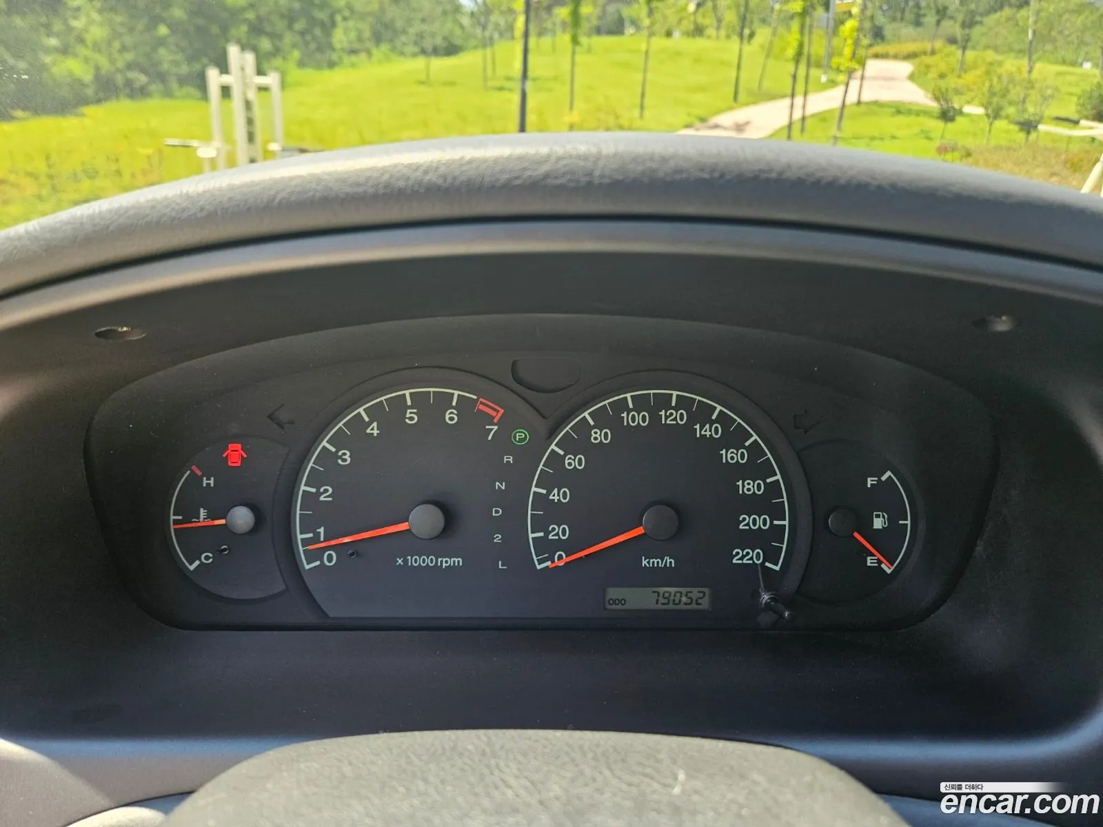 Hyundai Elantra XD 2002 — 19