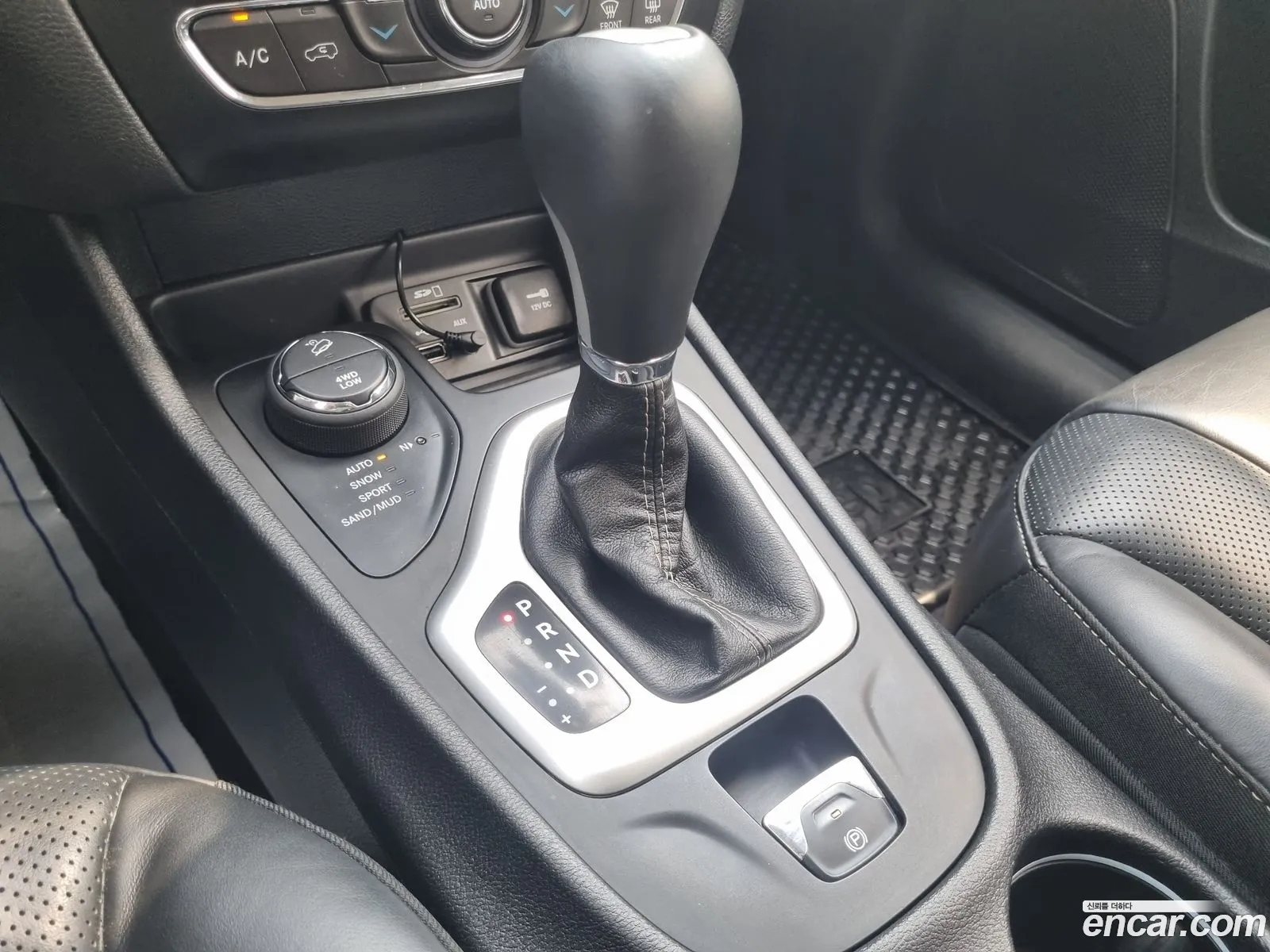 Jeep Cherokee 2017 — 4