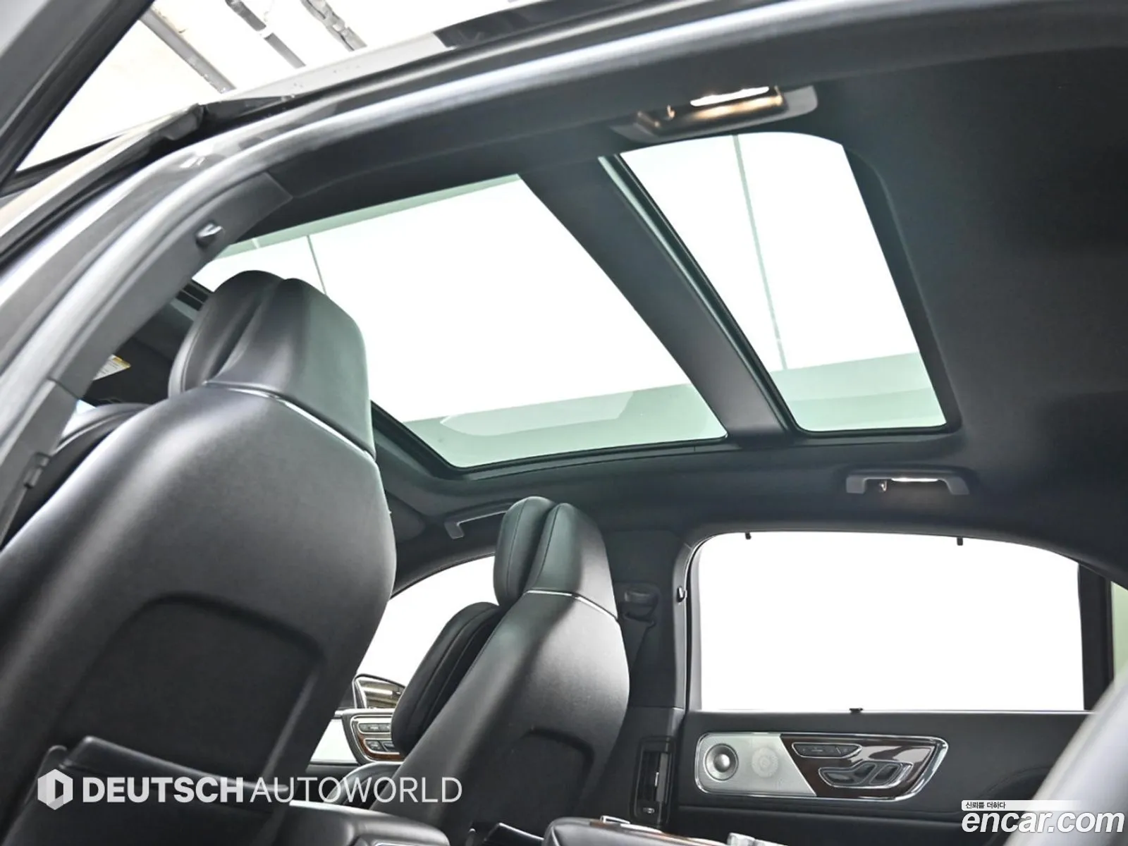 Lincoln Continental 10th Gen 2016 — 2