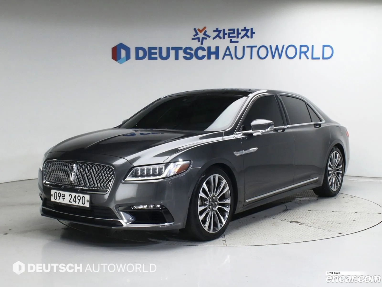 Lincoln Continental 10th Gen 2016 — 20
