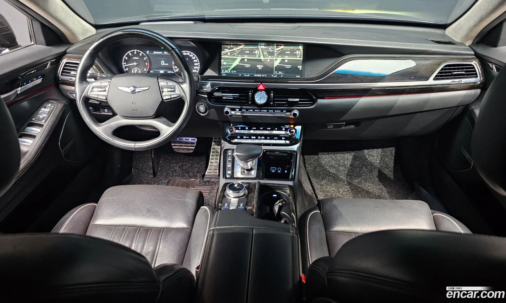 Genesis EQ900 2016 — 2