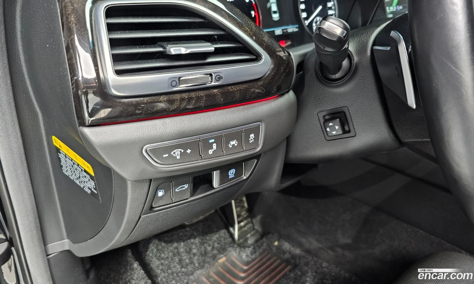 Genesis EQ900 2016 — 10