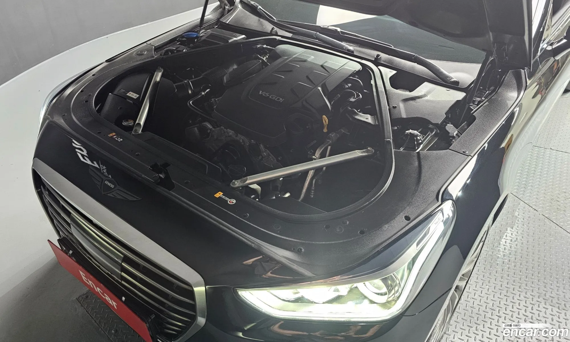 Genesis EQ900 2016 — 7