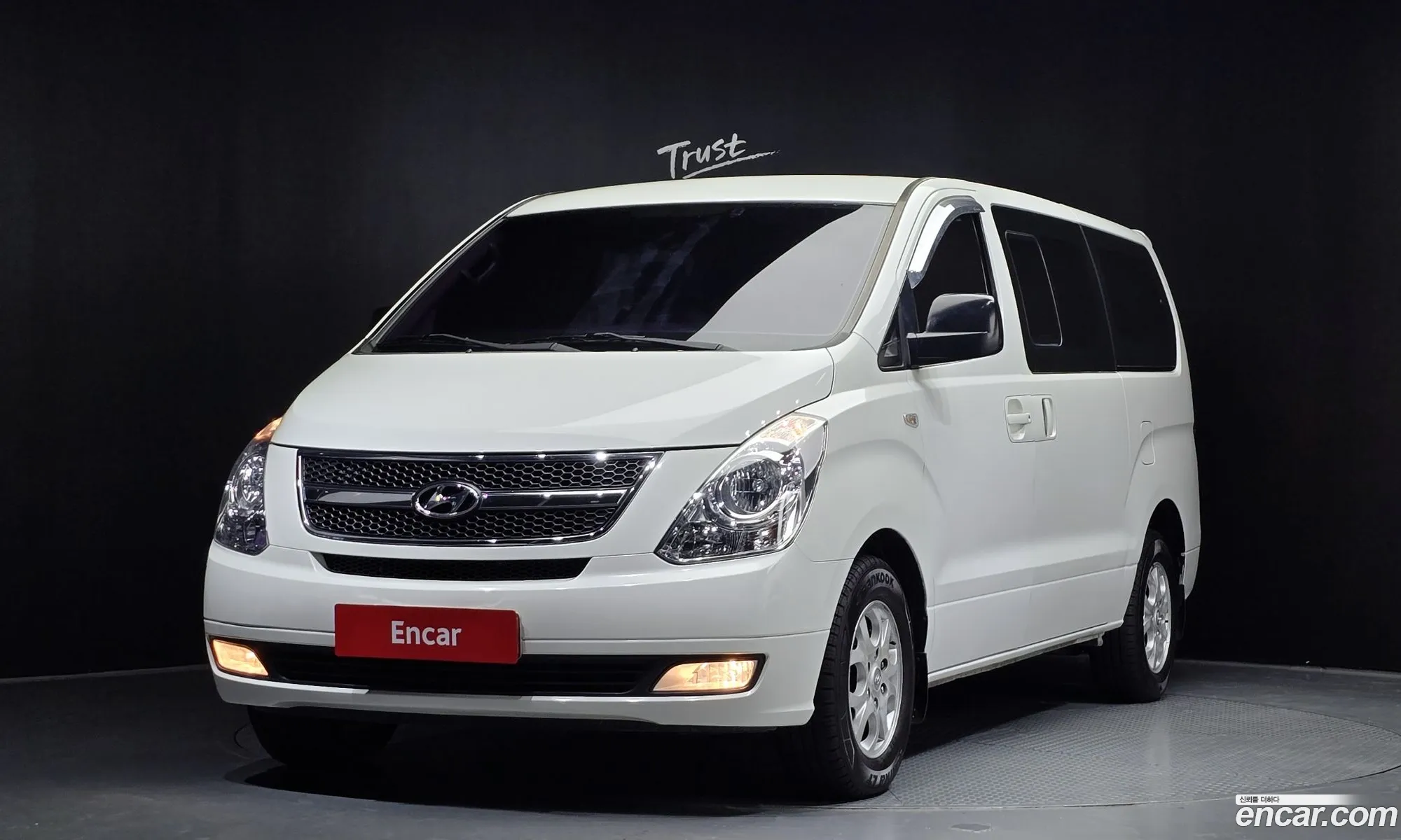 Hyundai Grand Starex 2011 — 12