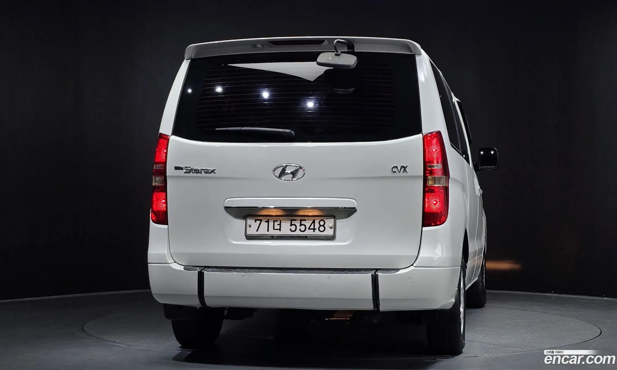 Hyundai Grand Starex 2011 — 18